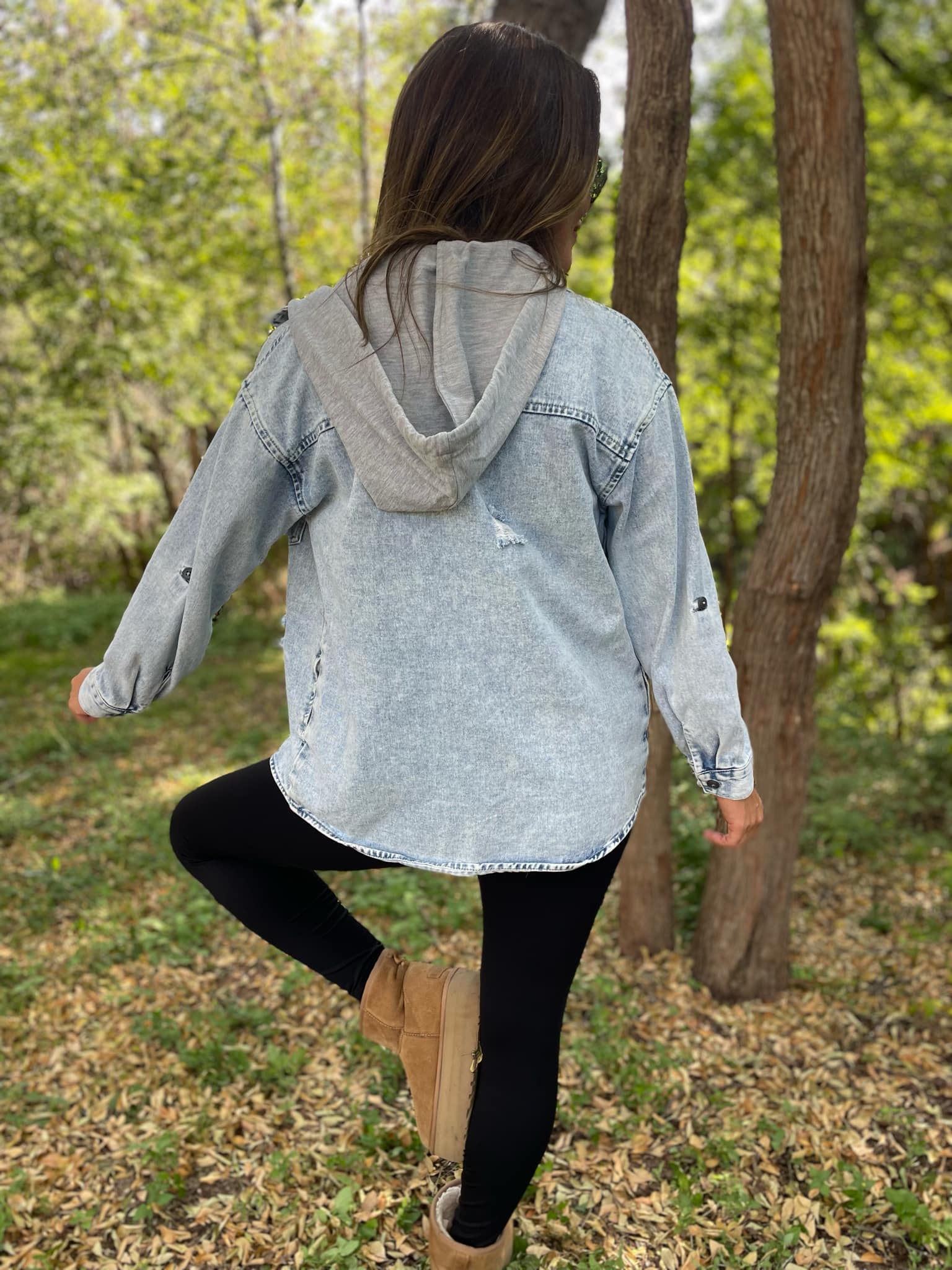 Lightwash Hooded Denim Shacket Jacket for Women - Stylish Oversized Denim Jacket with Hood - Perfect for Casual Outfits, Layering in Fall & Spring