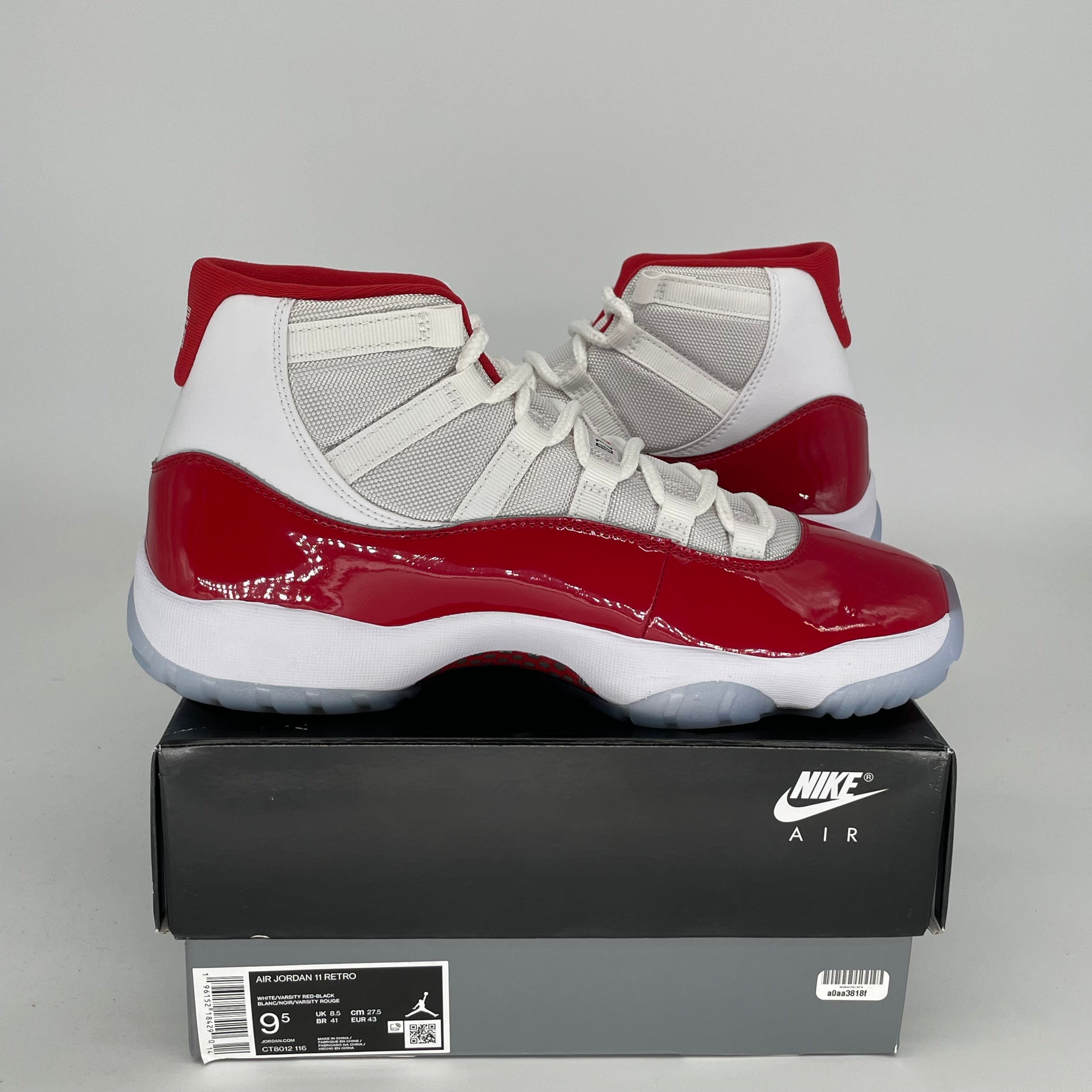 AIR JORDAN 11 Retro 