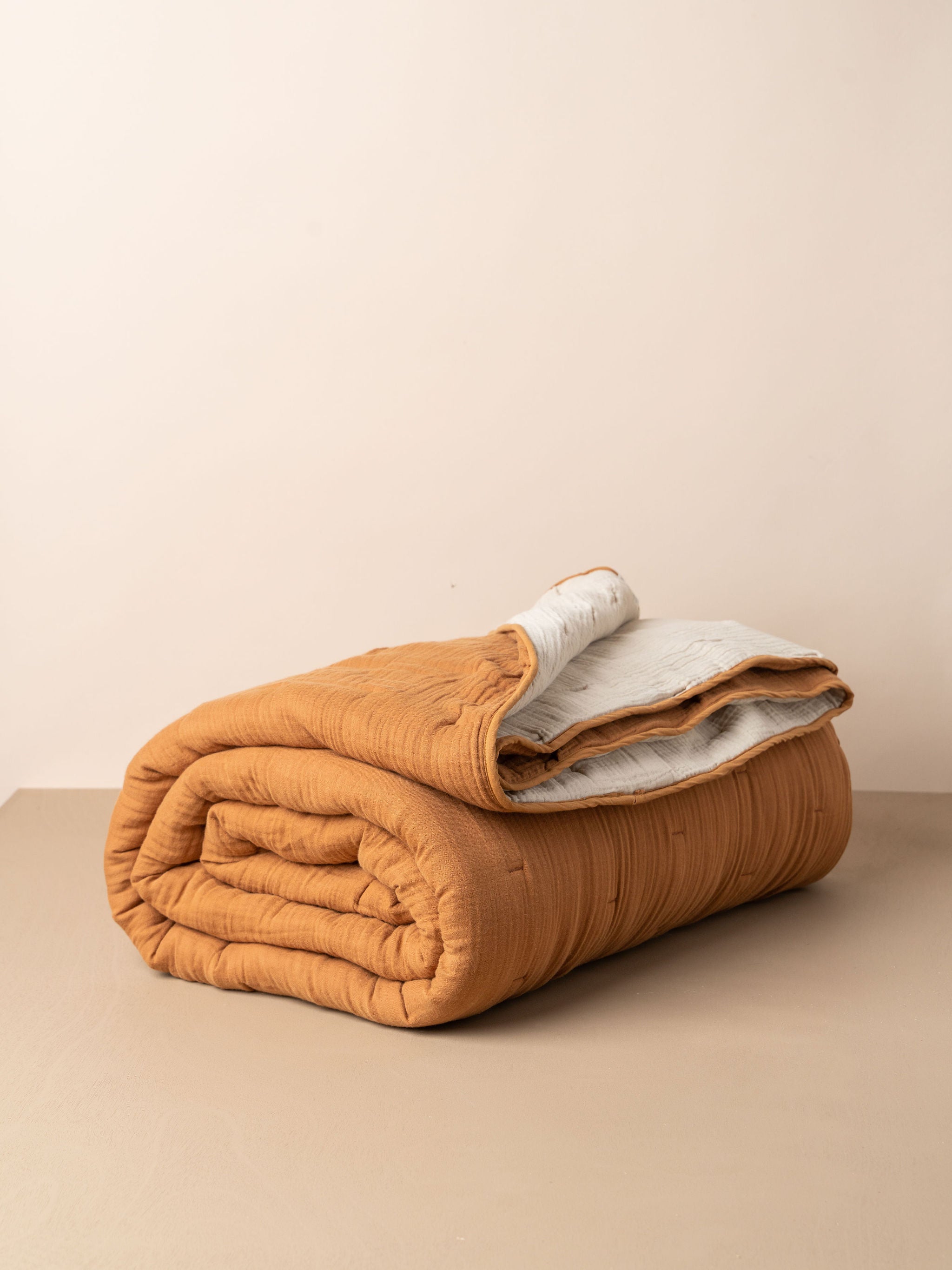 Enes Quilted Bed Cover - Soft & Stylish Terracotta Bedspread for Queen Size Beds | Perfect for Cozy Bedroom Decor & Guest Room Makeover