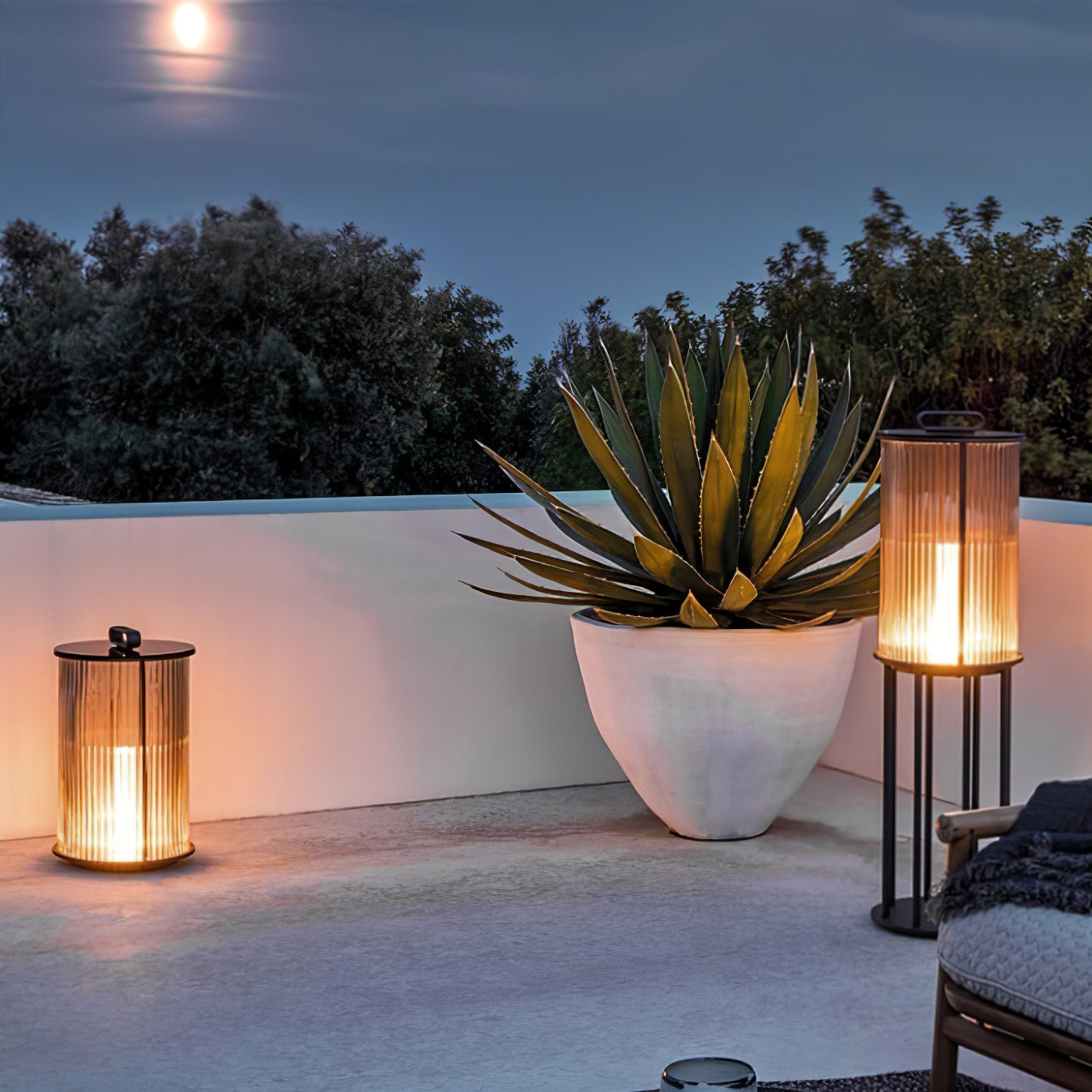 Solar Powered Outdoor Lantern Lights - Waterproof Garden Lighting for Patio, Yard, Pathway & Landscape Decoration