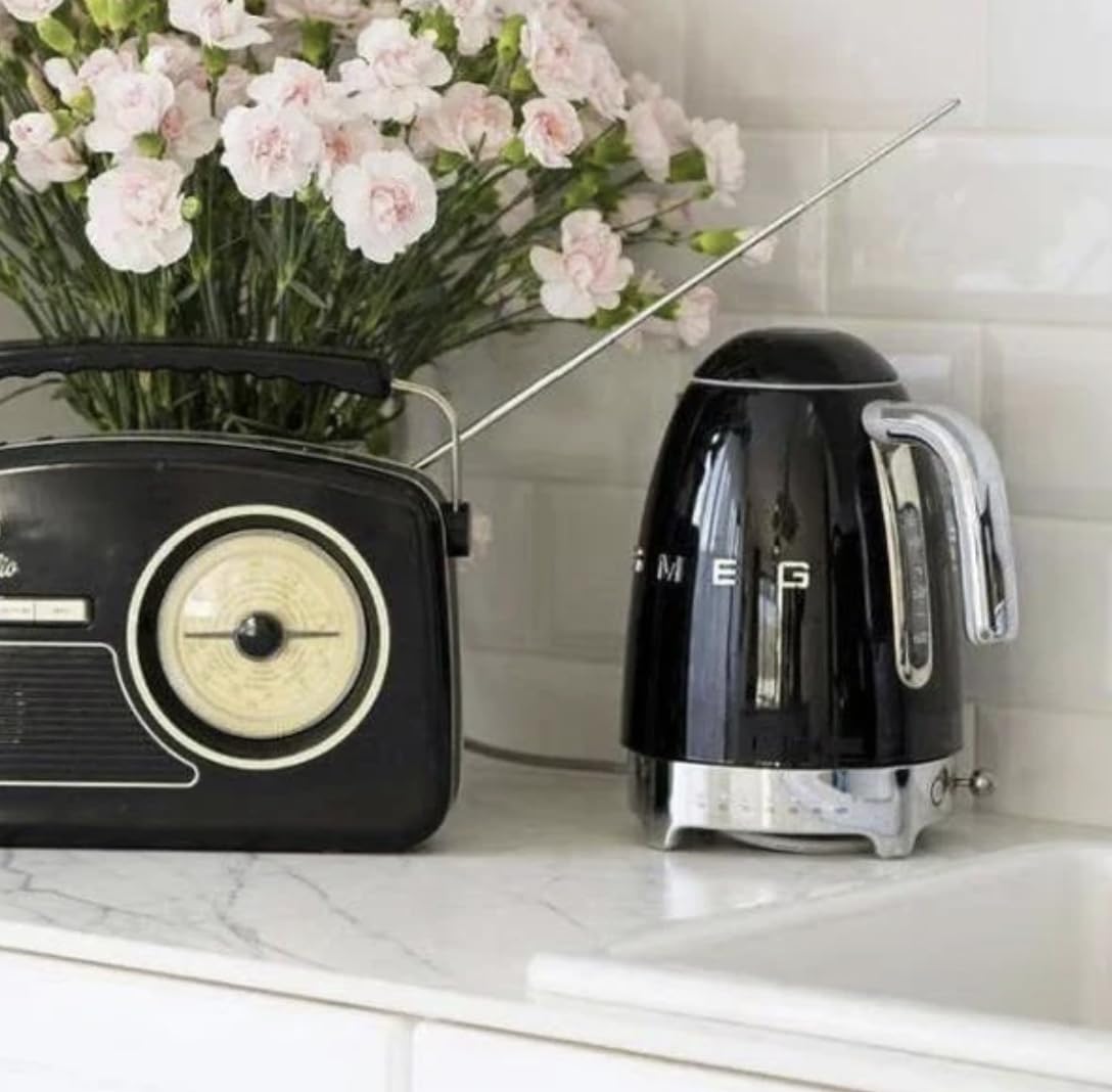 Smeg 50's Retro 7 Cup Stainless Steel Electric Kettle - Variable Temperature Control with 7 Settings, LED Display, Swivel Base & Keep Warm Function - Perfect for Home, Office & Tea/Coffee Enthusiasts (Black, KLF04BLUS)