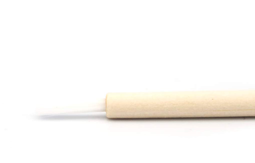 Eco-Friendly Bamboo Disposable Lip Brush Applicators - 25 Pack for Precise Lipstick & Gloss Application | Perfect for Makeup Artists, Travel & Hygiene-Conscious Users