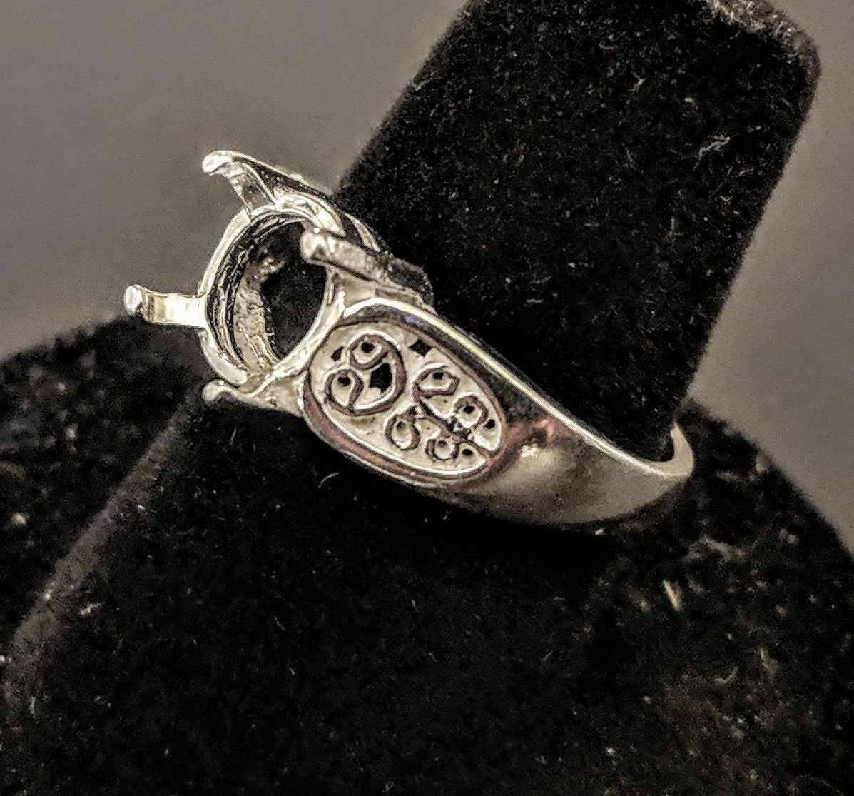 Solid Sterling Silver or 14kt Gold 5mm Round 4-Prong Filigree Pre-Notched Ring Setting - Size 7 (163430/143430) - Perfect for Engagement Rings, Wedding Bands & Jewelry Making