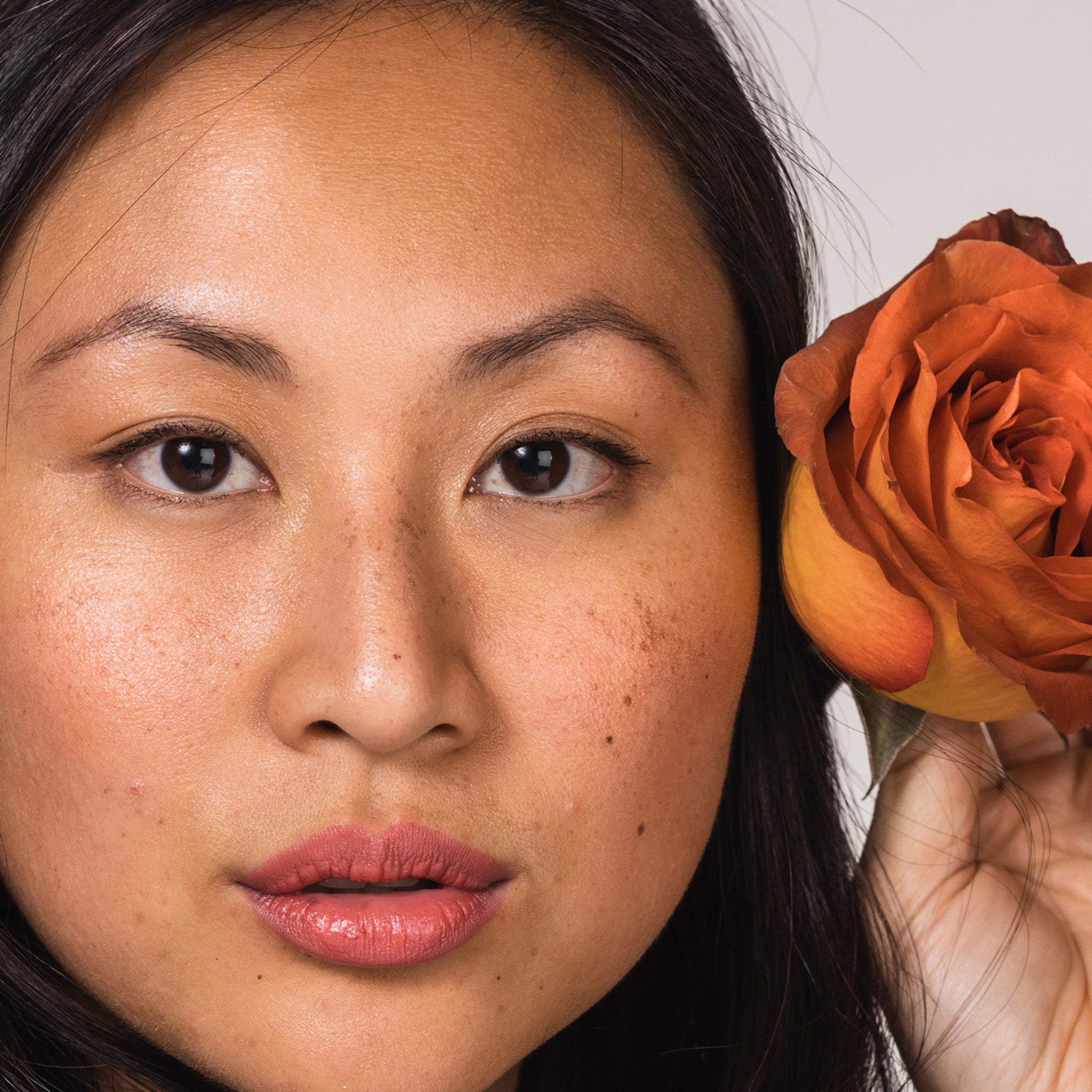 Full Bloom Sculpted Lipstick - Long Lasting Matte Lipstick with Hydrating Formula, Vegan & Cruelty-Free - Perfect for Everyday Wear, Date Night, and Special Occasions