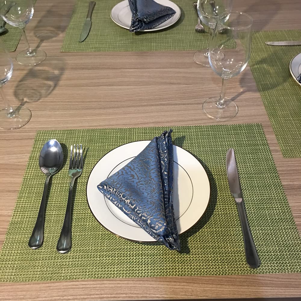WAZAIGUR Crisscross Woven Vinyl Placemats Set of 4 - Non-Slip, Heat Resistant & Easy to Clean Table Mats for Kitchen, Dining Room - Green and Yellow - Perfect for Everyday Meals, Dinner Parties & Holiday Gatherings