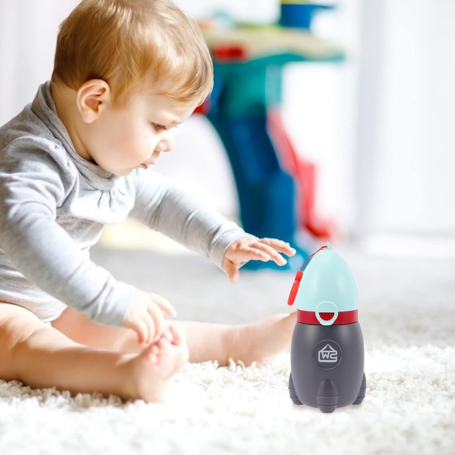 Portable Travel Urinal for Boys - Blue Emergency Toilet Cup for Toddlers & Kids - Camping, Road Trips & First Aid Supplies - Ideal for Car Travel, Outdoor Adventures & Potty Training