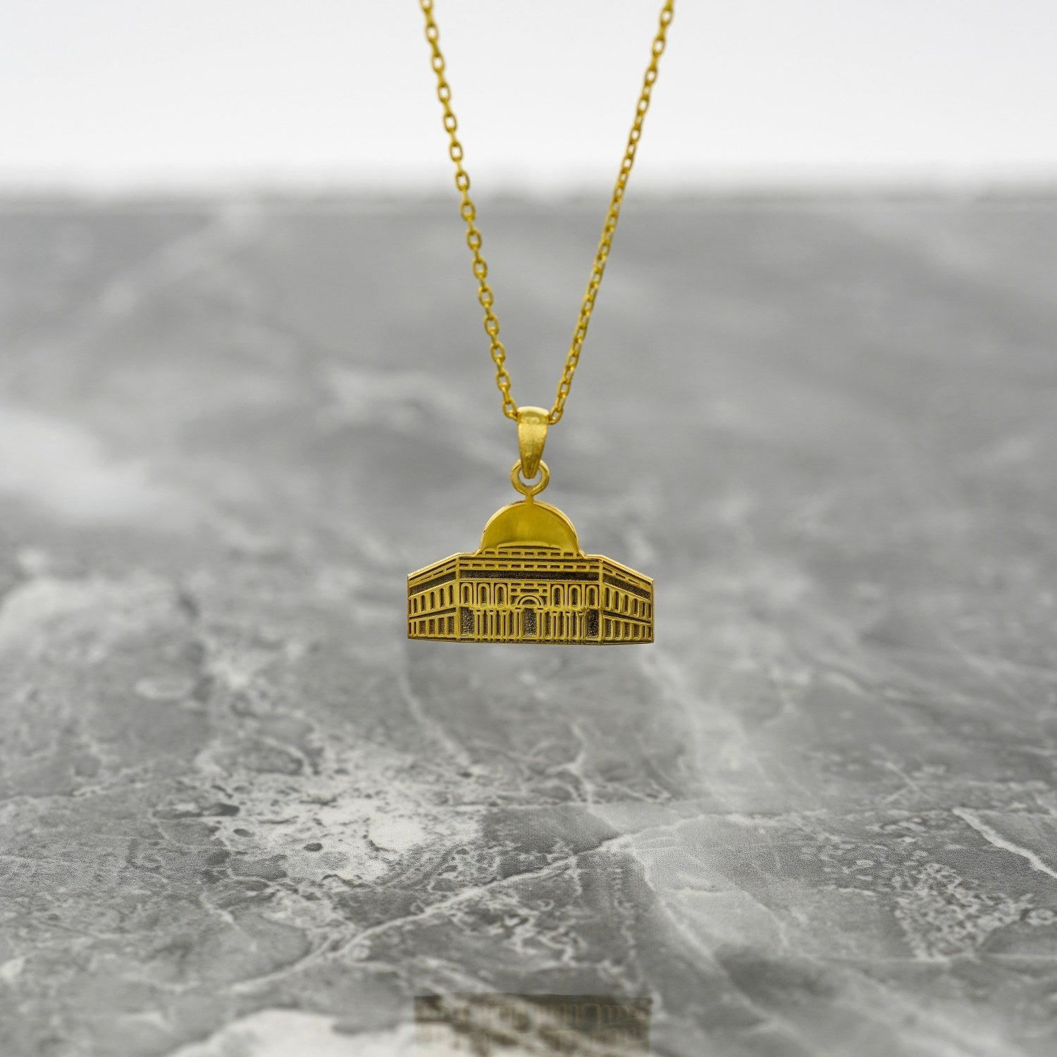 Dome of the Rock Islamic Necklace - 18K Gold Plated Silver Pendant with Masjid Al Aqsa Design - Perfect for Muslim Prayer & Special Occasions