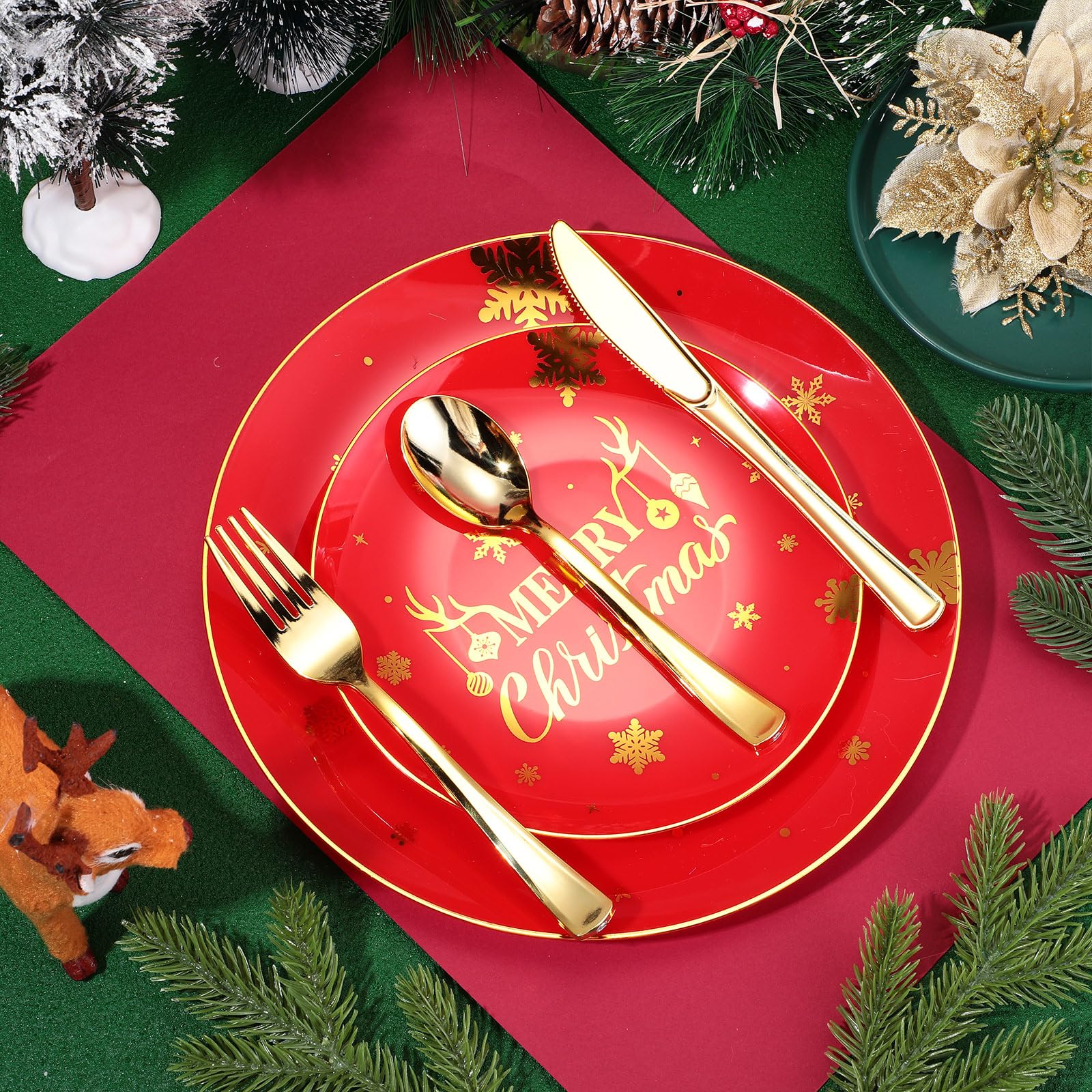 150-Piece Christmas Party Tableware Set - 30 Plastic Plates, 30 Dessert Plates, 30 Knives, 30 Forks & 30 Spoons - Disposable Dinnerware for Holiday Gatherings, Family Feasts & Christmas Celebrations (Red & Gold)