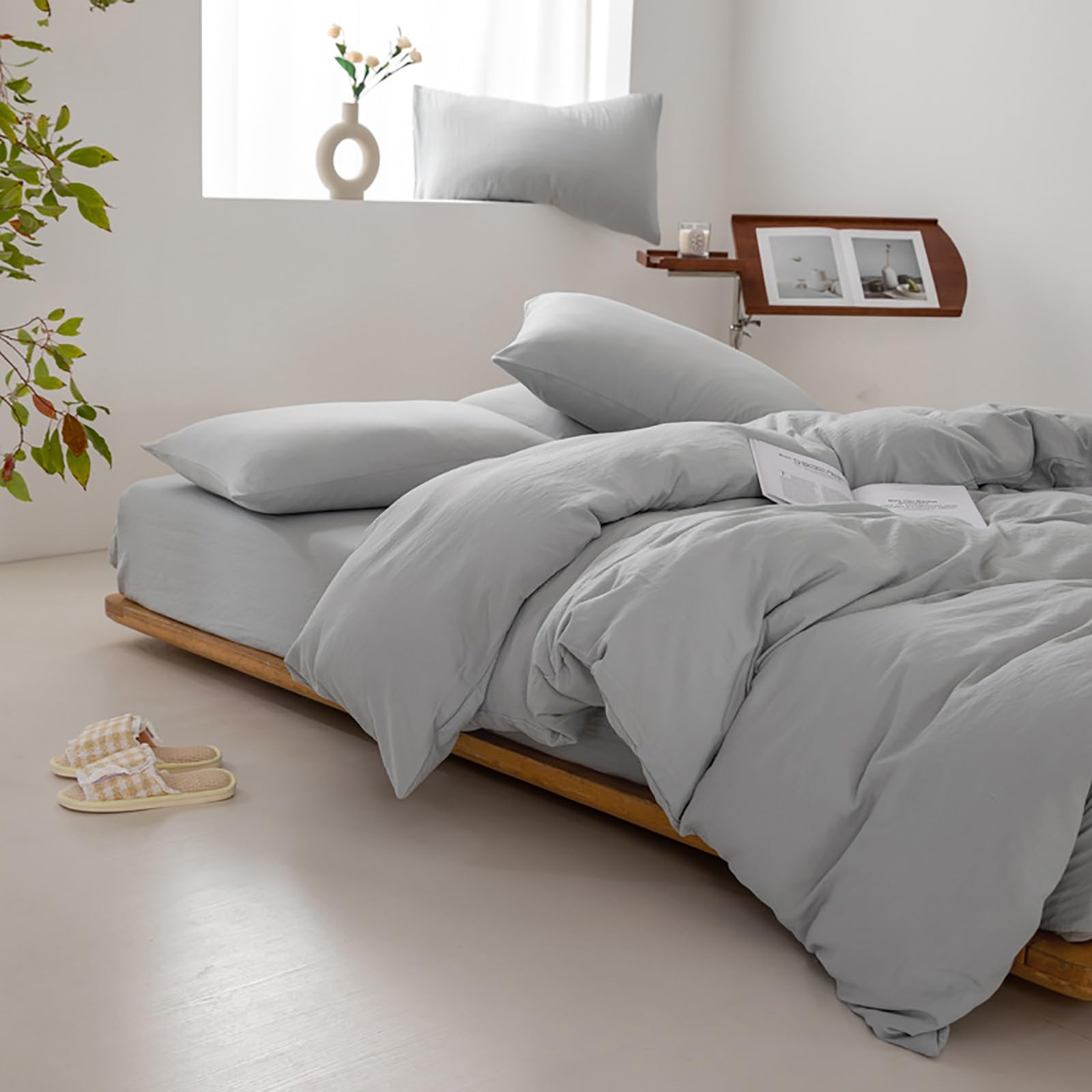 Luxlovery Silver Grey Comforter Set California King - Soft Light Grey Bedding for Men & Women - Breathable & Hypoallergenic - Perfect for Master Bedroom, Guest Room & Dorm Decor