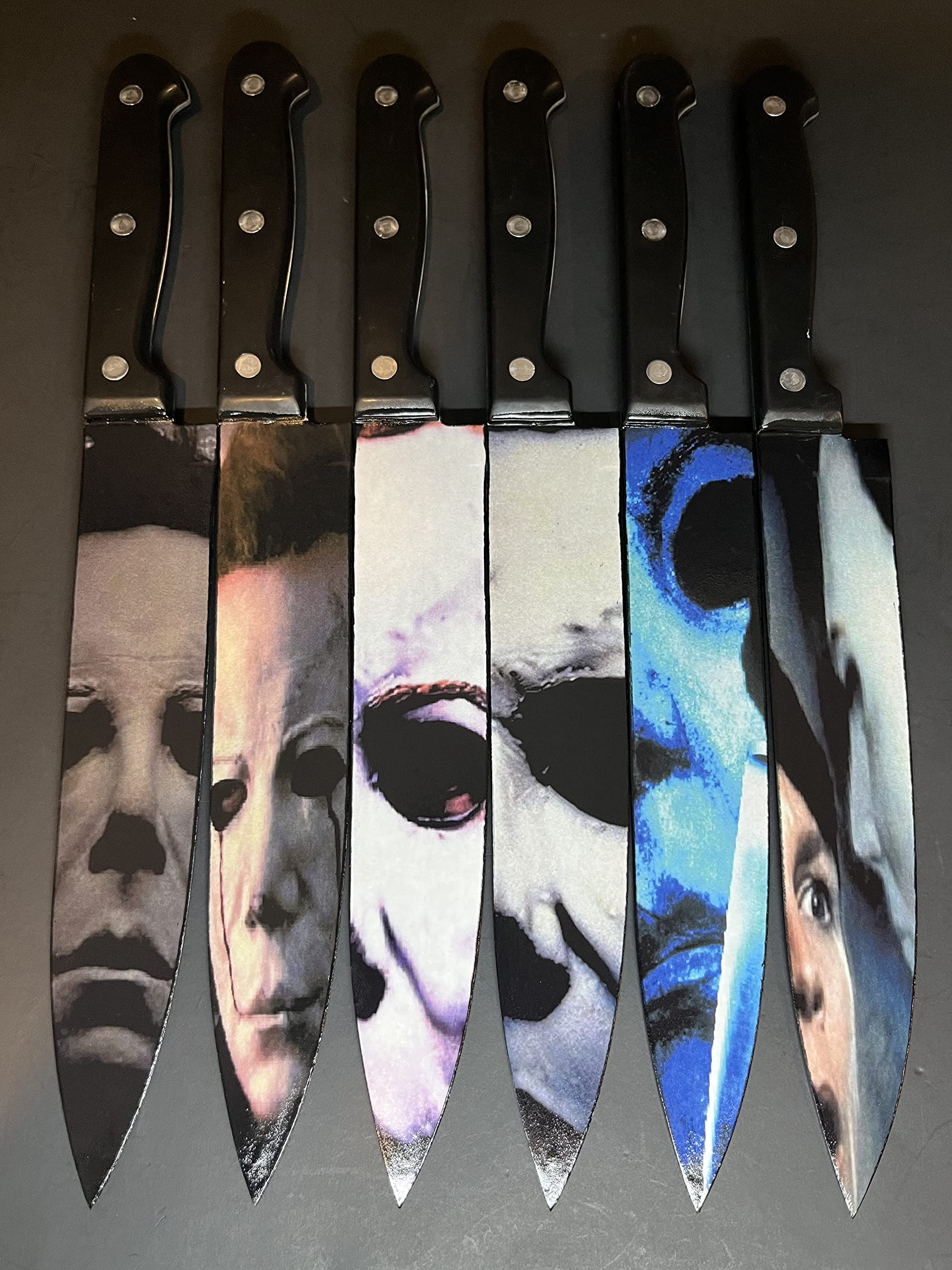 Scary Halloween Horror Movie 6-Piece Knife Set - Perfect for Cosplay, Halloween Decorations & Horror Themed Parties