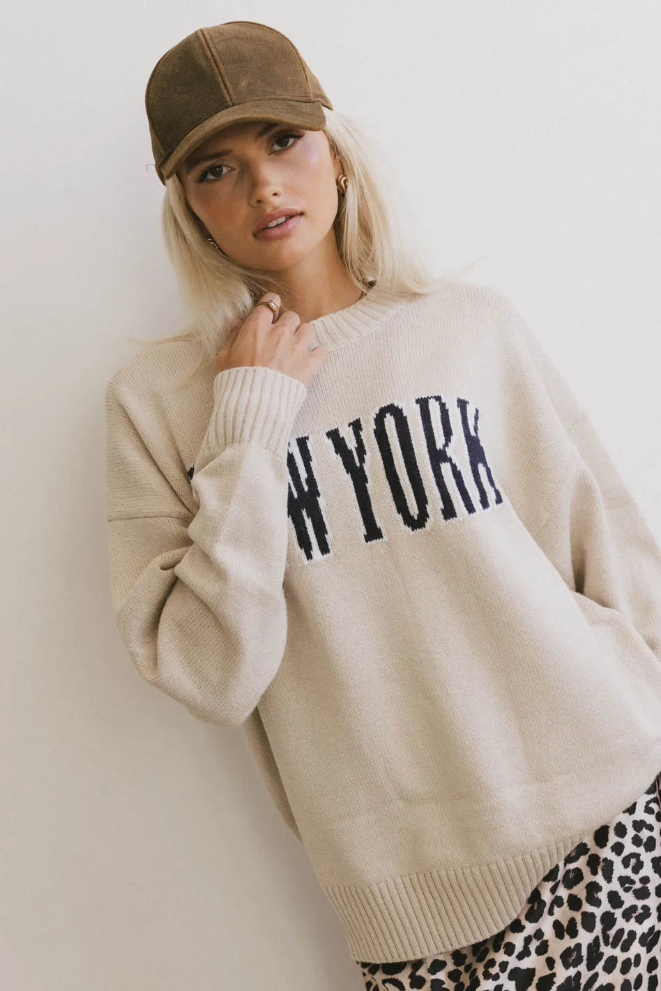 New York Crew Neck Sweater in Cream | Soft Cotton Knit Pullover | Casual Winter Wear for Men & Women | Perfect for Office, Travel & Holiday Outfits