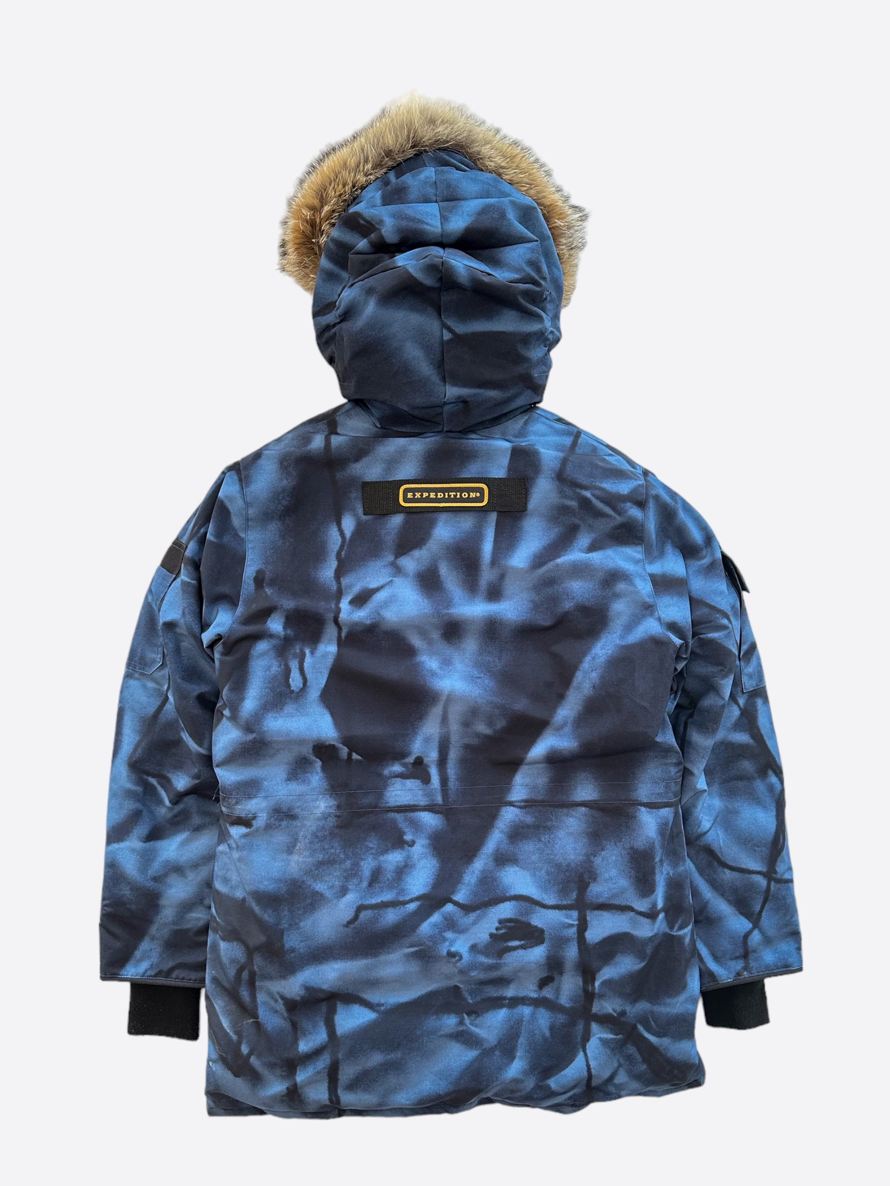 Canada Goose Abstract Camo Expedition Women's Parka - Waterproof Winter Coat for Extreme Cold Weather - Perfect for Skiing, Snowboarding & Outdoor Adventures