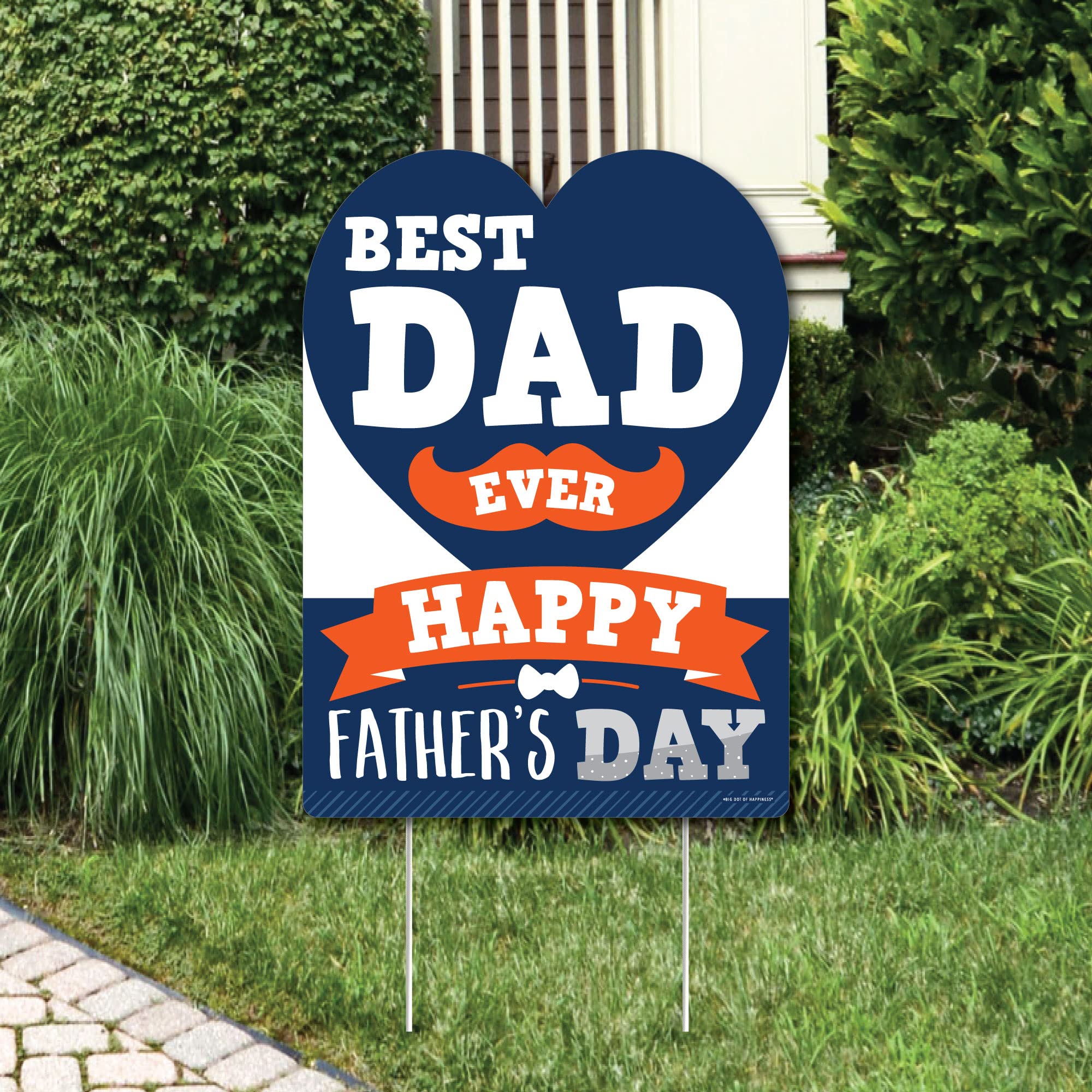Happy Father's Day Party Decorations - 'We Love Dad' Welcome Yard Sign - Outdoor & Indoor Celebration Decor for Dad's Day, Backyard BBQ, Family Gatherings