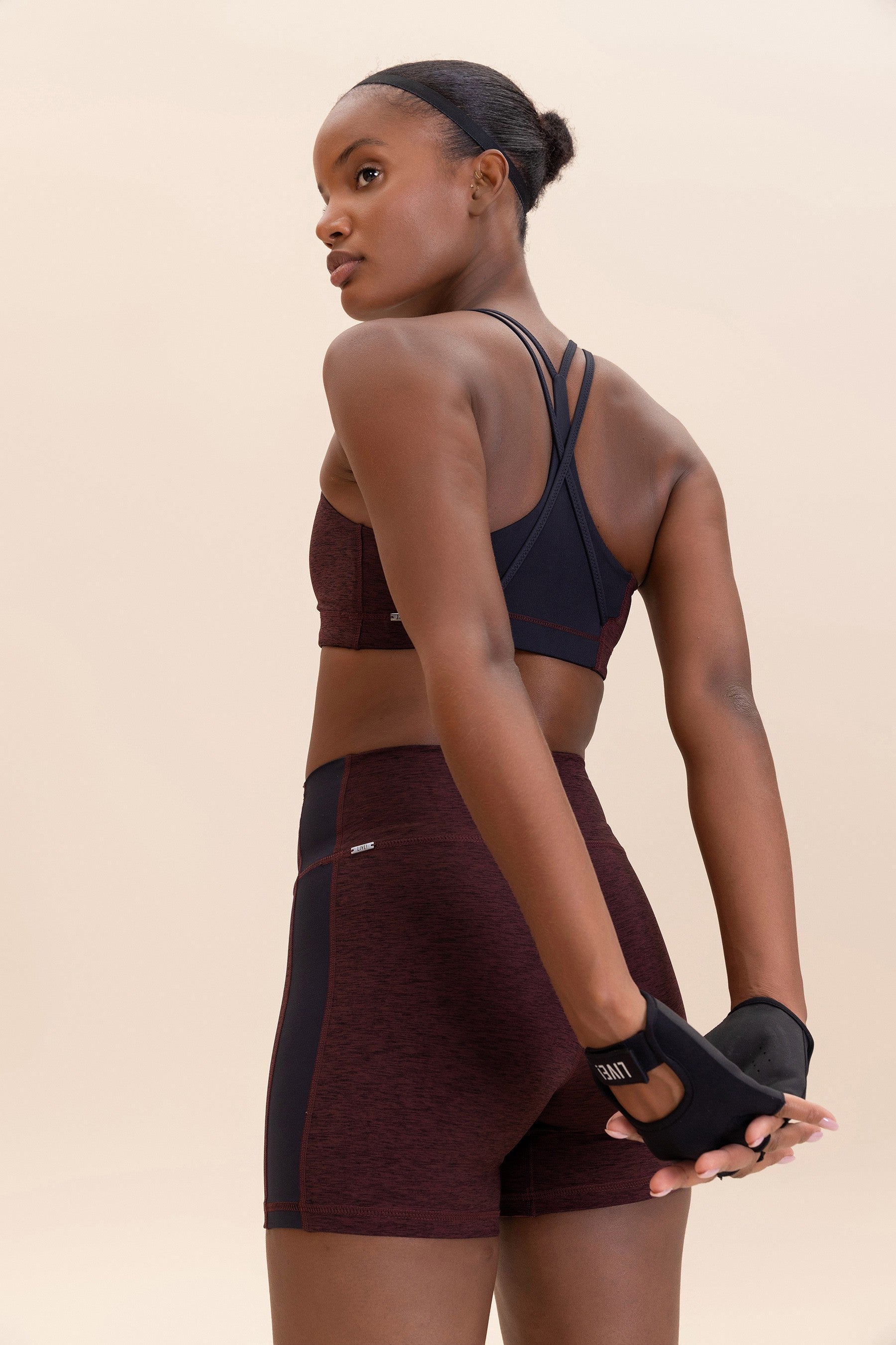 High Support Cross Groove Sports Bra for Women - Breathable & Moisture Wicking Workout Top for Running, Yoga & Gym - Perfect for High-Intensity Training & Active Lifestyles