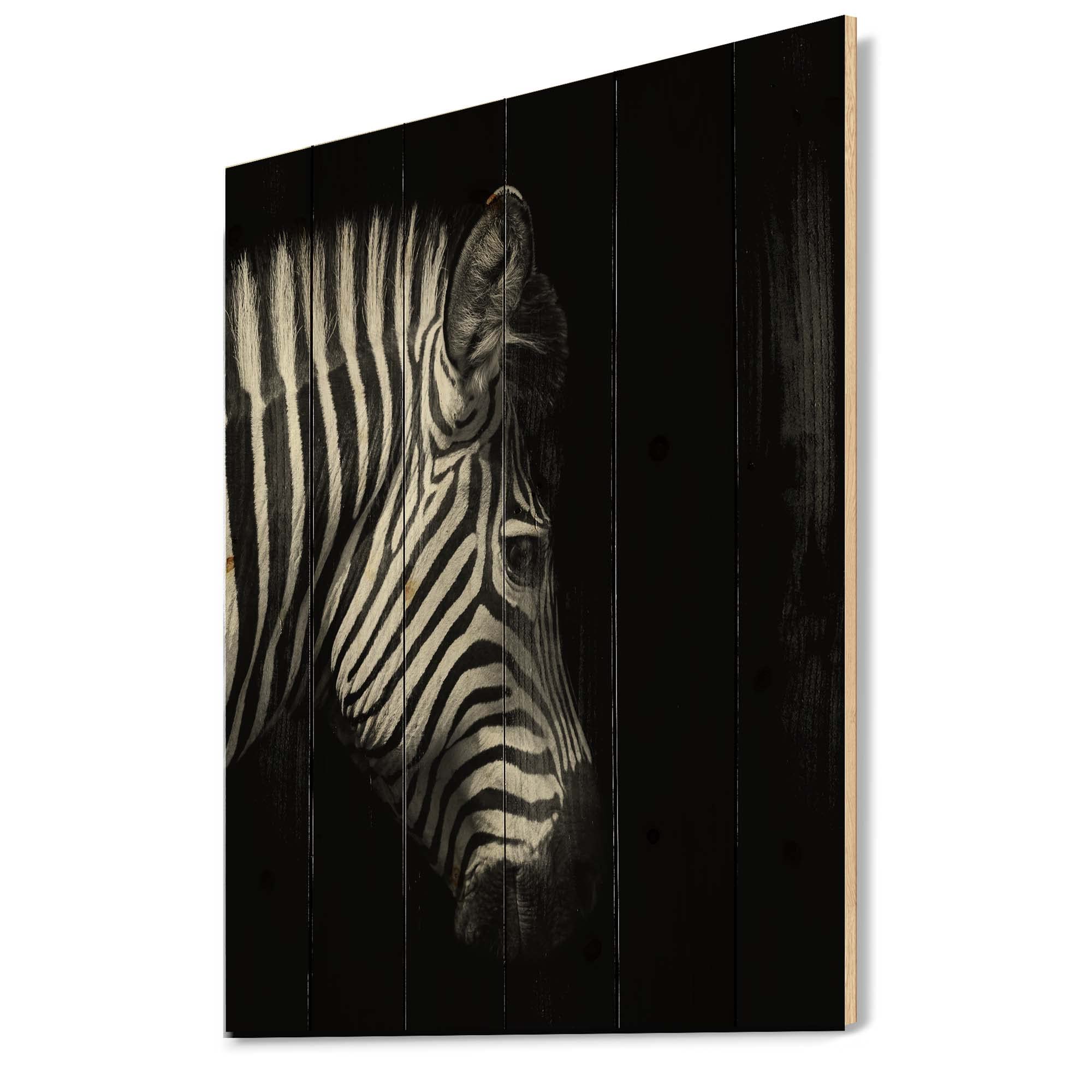 DesignQ Monochrome Zebra Head Wall Art - Farmhouse Wood Decor, Black Animal Print on Natural Pine Wood Panel - Perfect for Living Room, Bedroom & Office Wall Decor