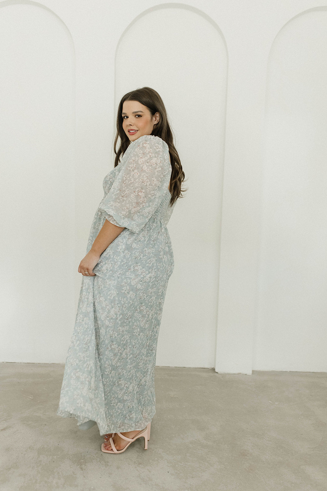 Elegant Sage Green Floral Smocked Maxi Dress for Women - Bump Friendly Maternity & Inclusive Sizing (S-3XL) - Perfect for Summer Weddings, Beach Vacations & Casual Outings
