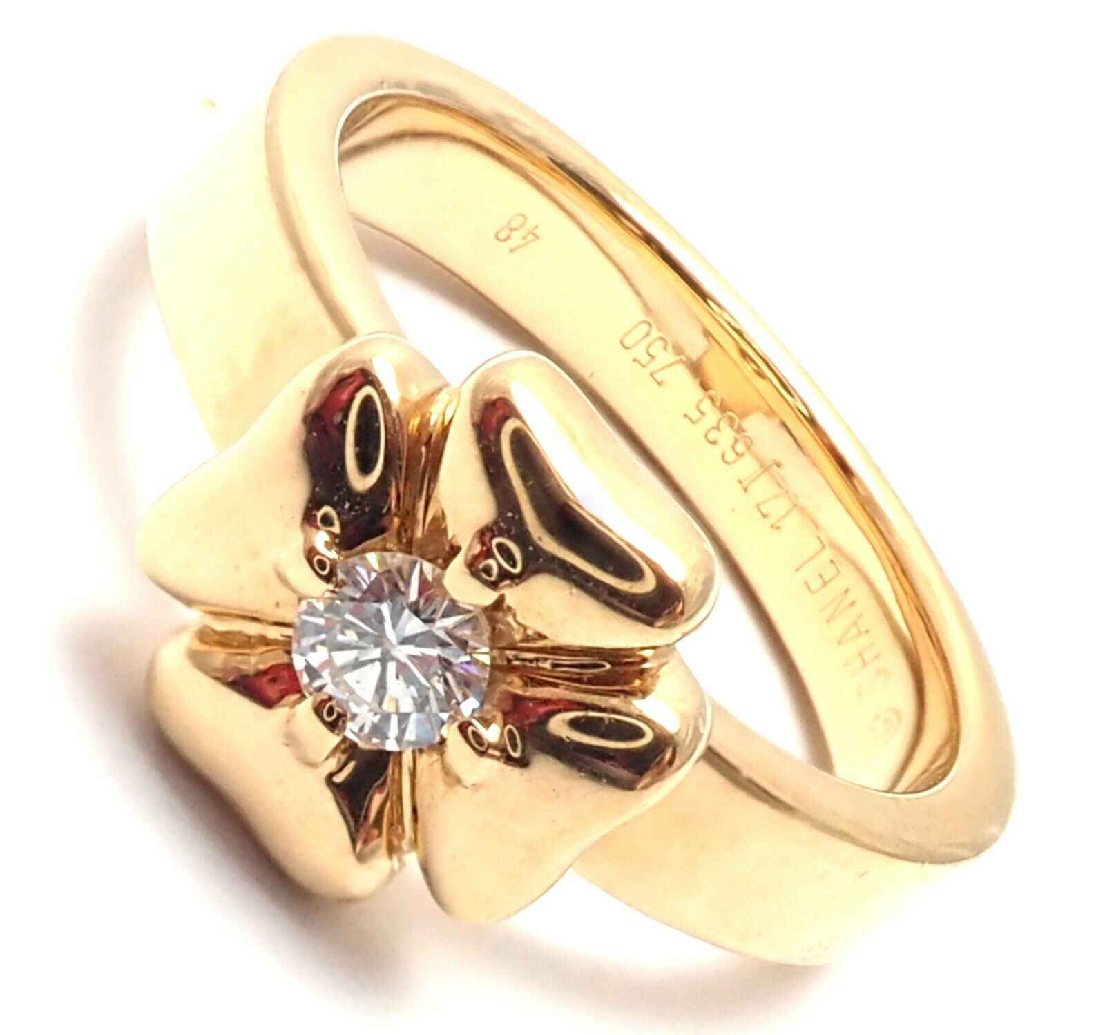 Luxury Chanel 18k Yellow Gold Diamond Four Leaf Clover Ring for Women - Elegant Jewelry Gift for Anniversary, Birthday & Special Occasions