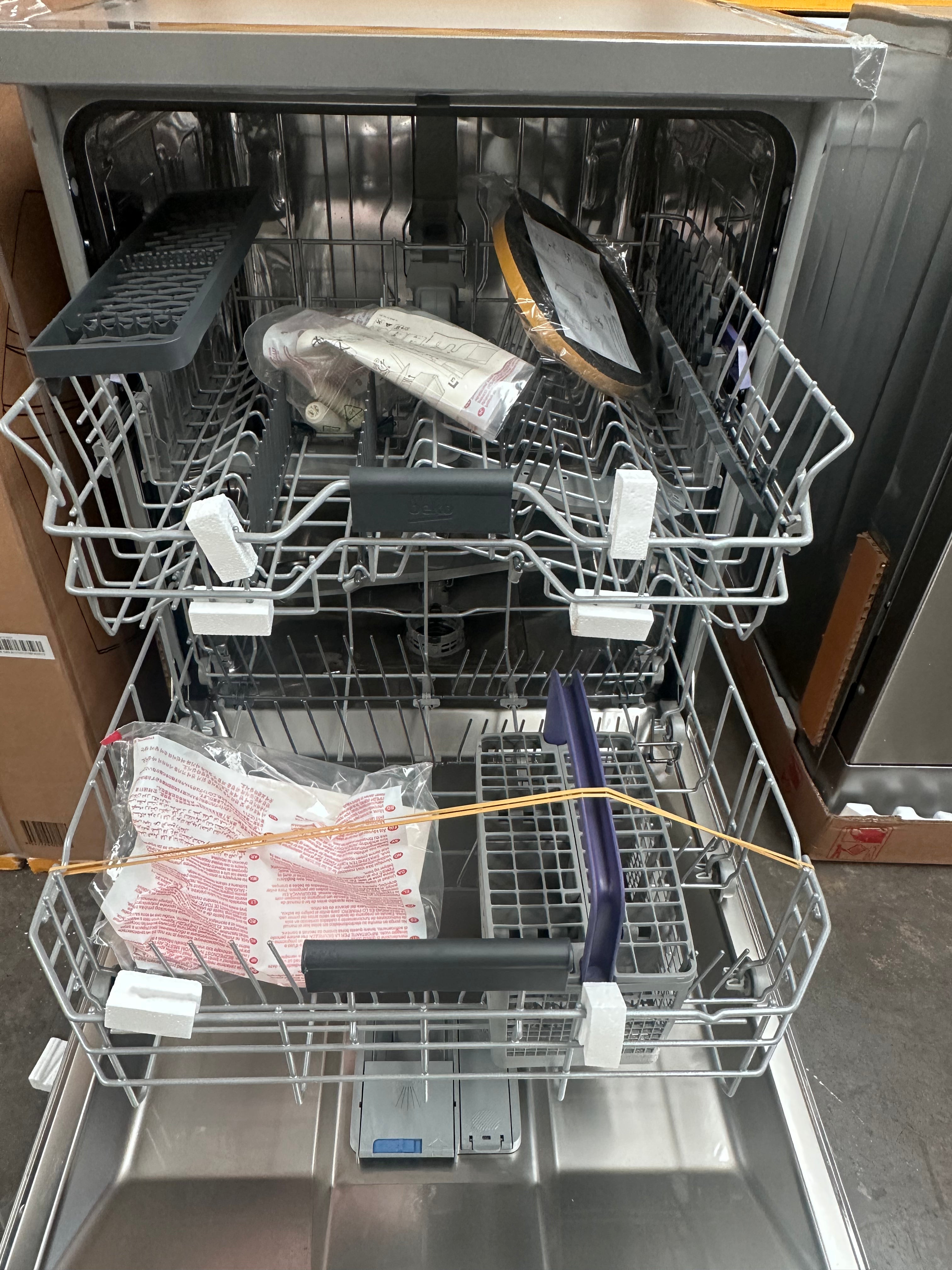Beko BDF1410X Stainless Steel Dishwasher - European Made, Factory Refurbished | Perfect for Small Kitchens & Apartments