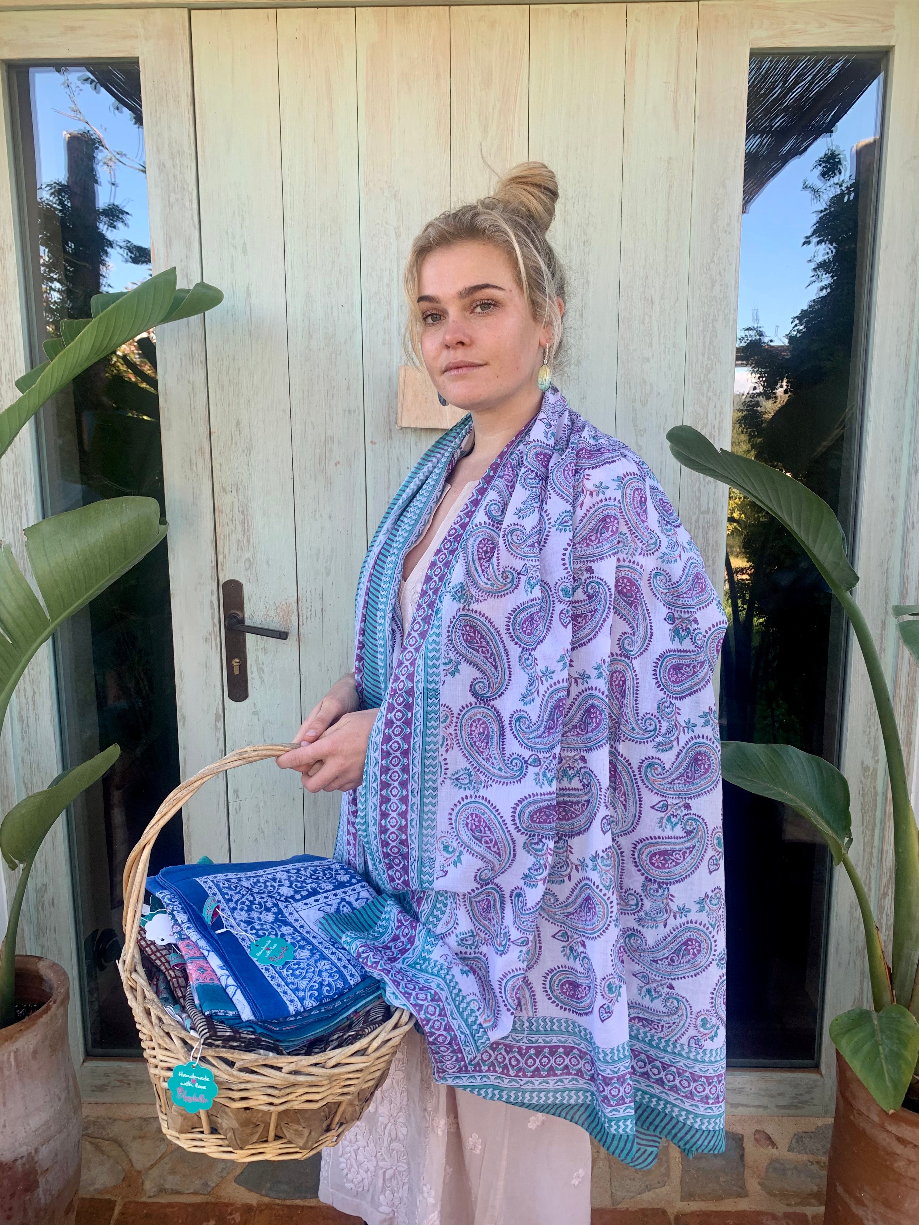 Stylish Cotton Sarong Pareo with Block Print - New Collection for Beach, Pool & Summer Fashion