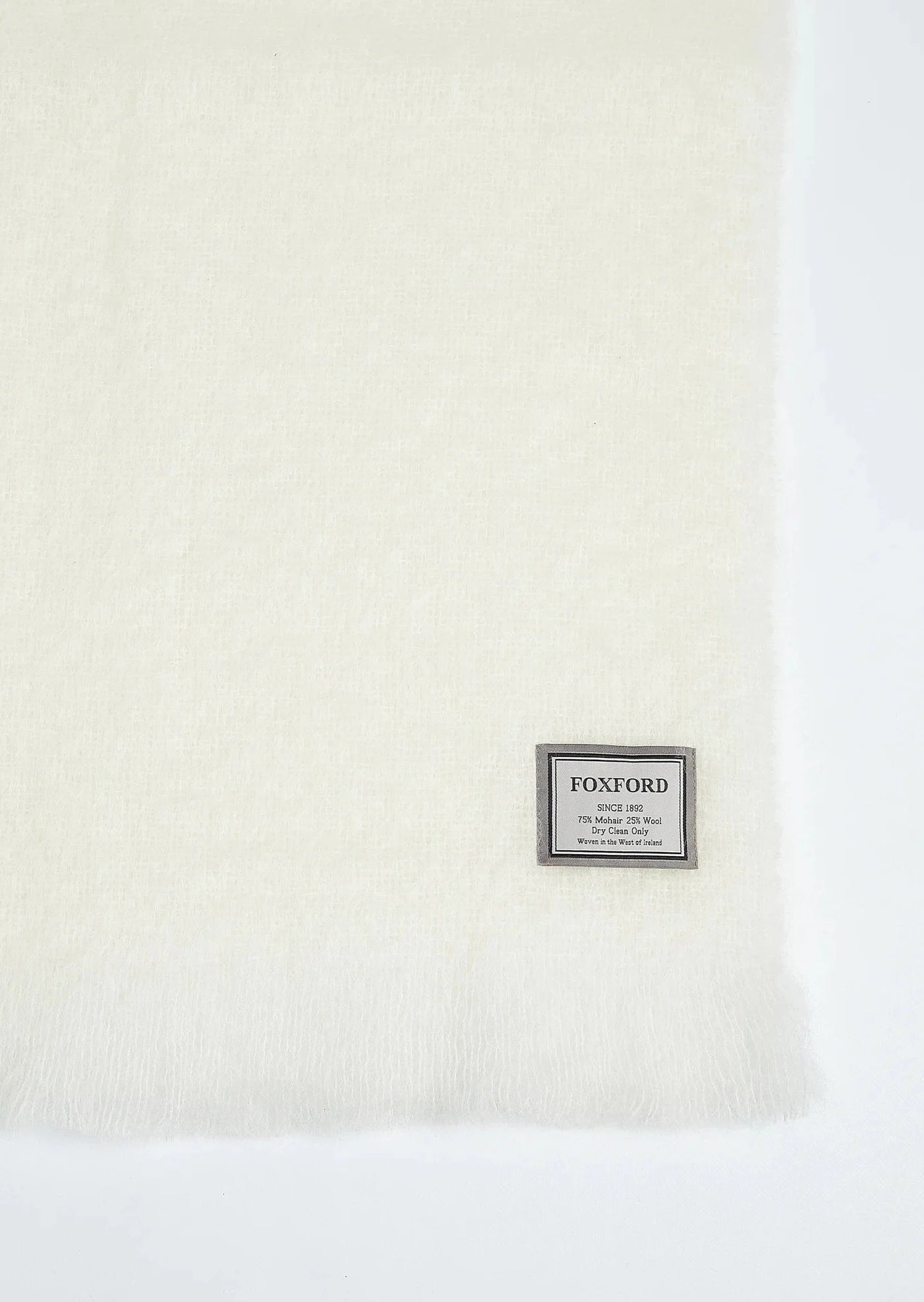 Luxury Foxford Mohair Throw Blanket - Soft Off White Cozy Knit Wrap for Sofa, Bed & Winter Warmth - Premium Home Decor & Gift Idea