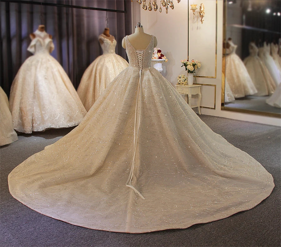 Elegant Beaded Sleeveless Ball Gown Wedding Dress - Luxury Bridal Gown with Full Crystal Embellishments for Bride, Prom, Quinceañera & Formal Events