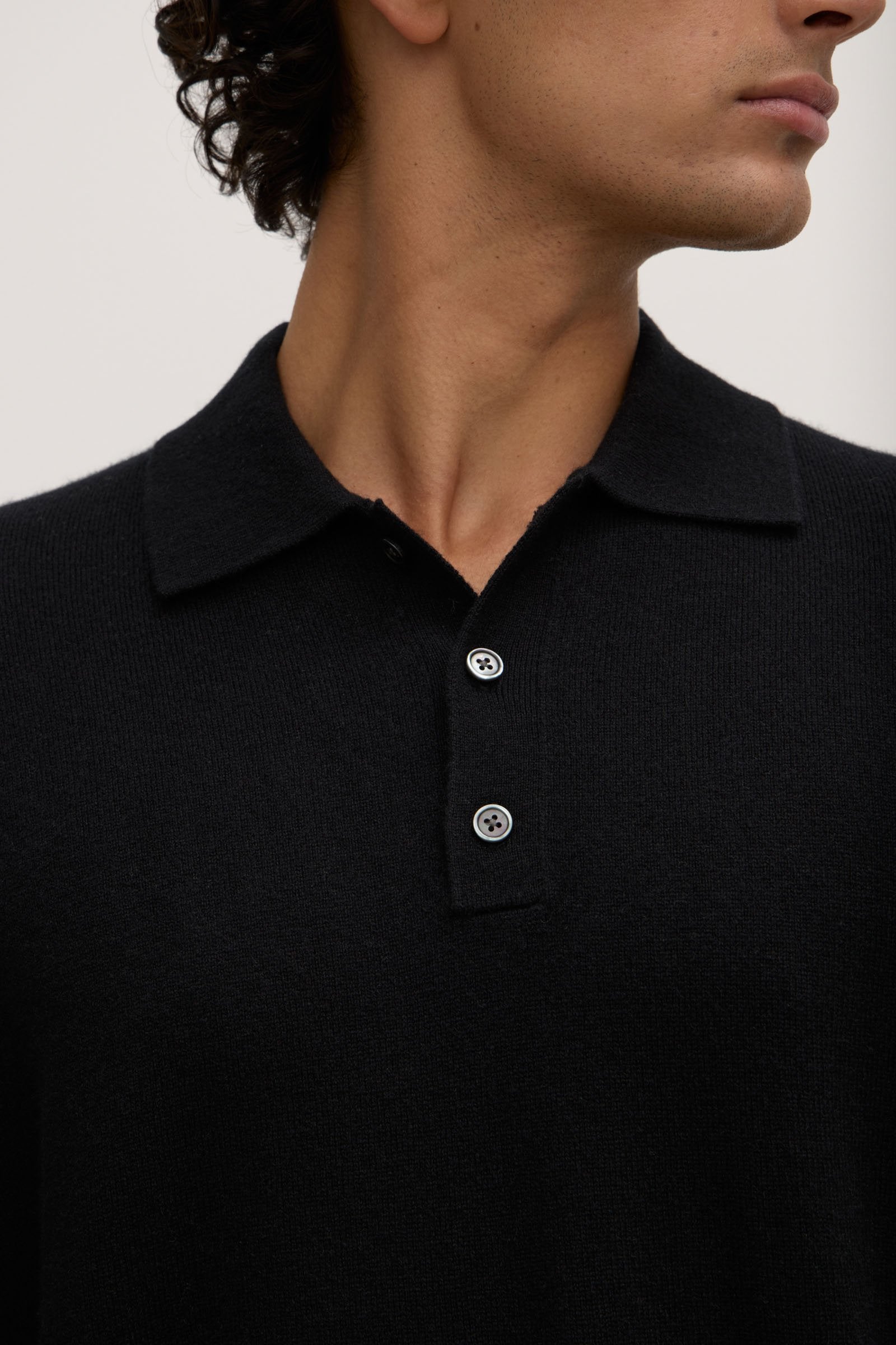 Premium Men's Cashmere Polo Shirt - Soft & Luxurious Black Knit Top for Business Casual & Leisure Wear