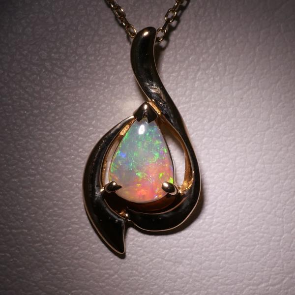 14K Yellow Gold Opal Necklace for Women - Elegant Dainty Pendant Jewelry Gift for Birthday, Anniversary & Special Occasions