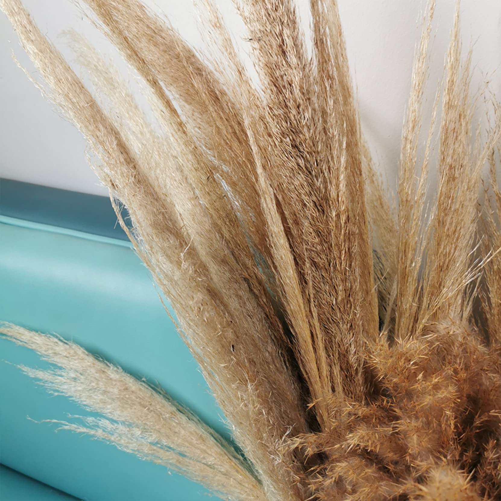 20-50 Pcs Large Artificial Pampas Grass Dried Flowers - Boho Home Decor, Wedding Centerpiece, Vase Filler, Party Decoration - Perfect for Living Room, Bedroom, Wedding & Event Decor