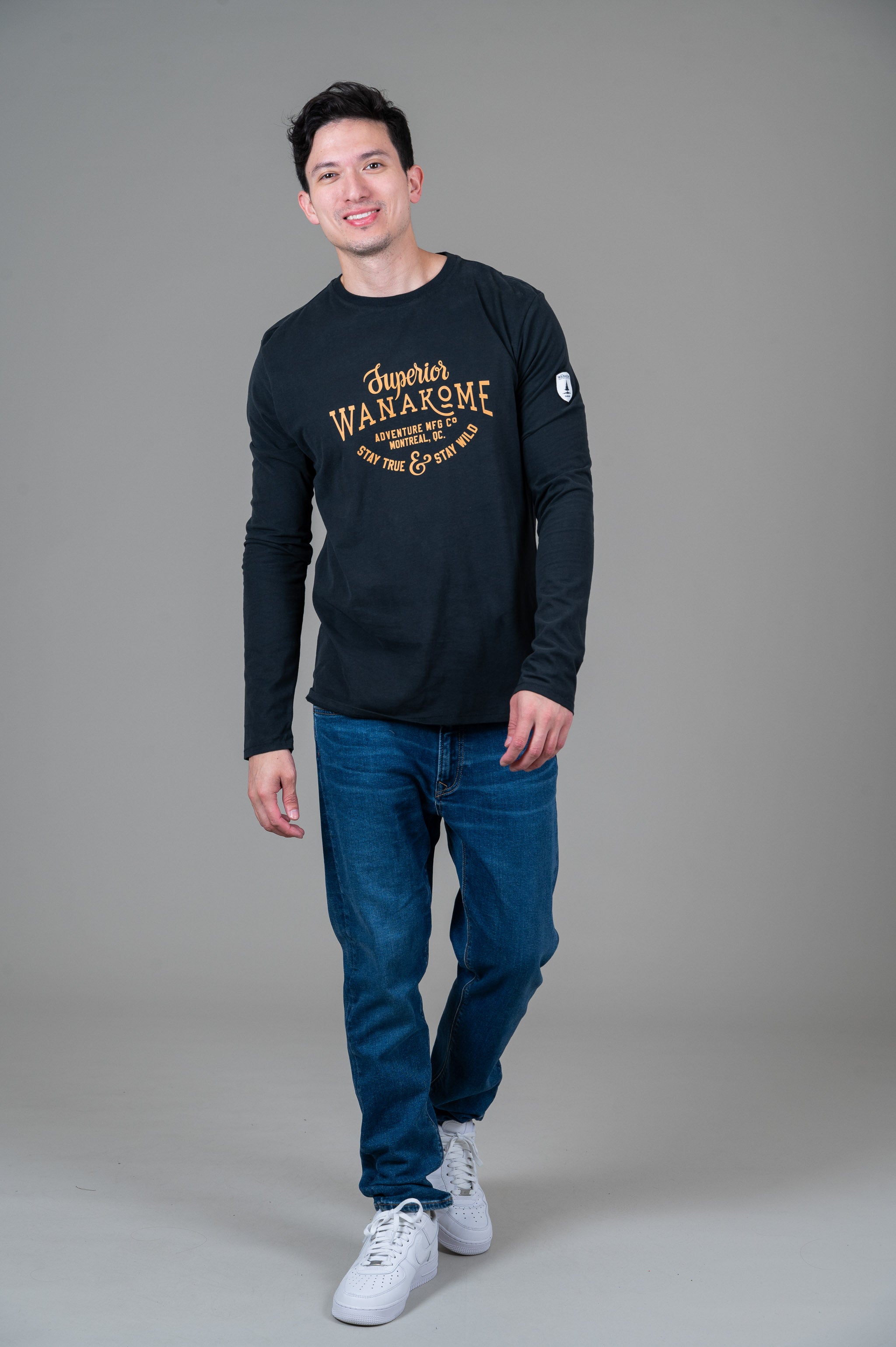 Avalon Black Long Sleeve T-Shirt for Men - Comfortable Cotton Crewneck Casual Shirt - Perfect for Everyday Wear, Office & Outdoor Activities