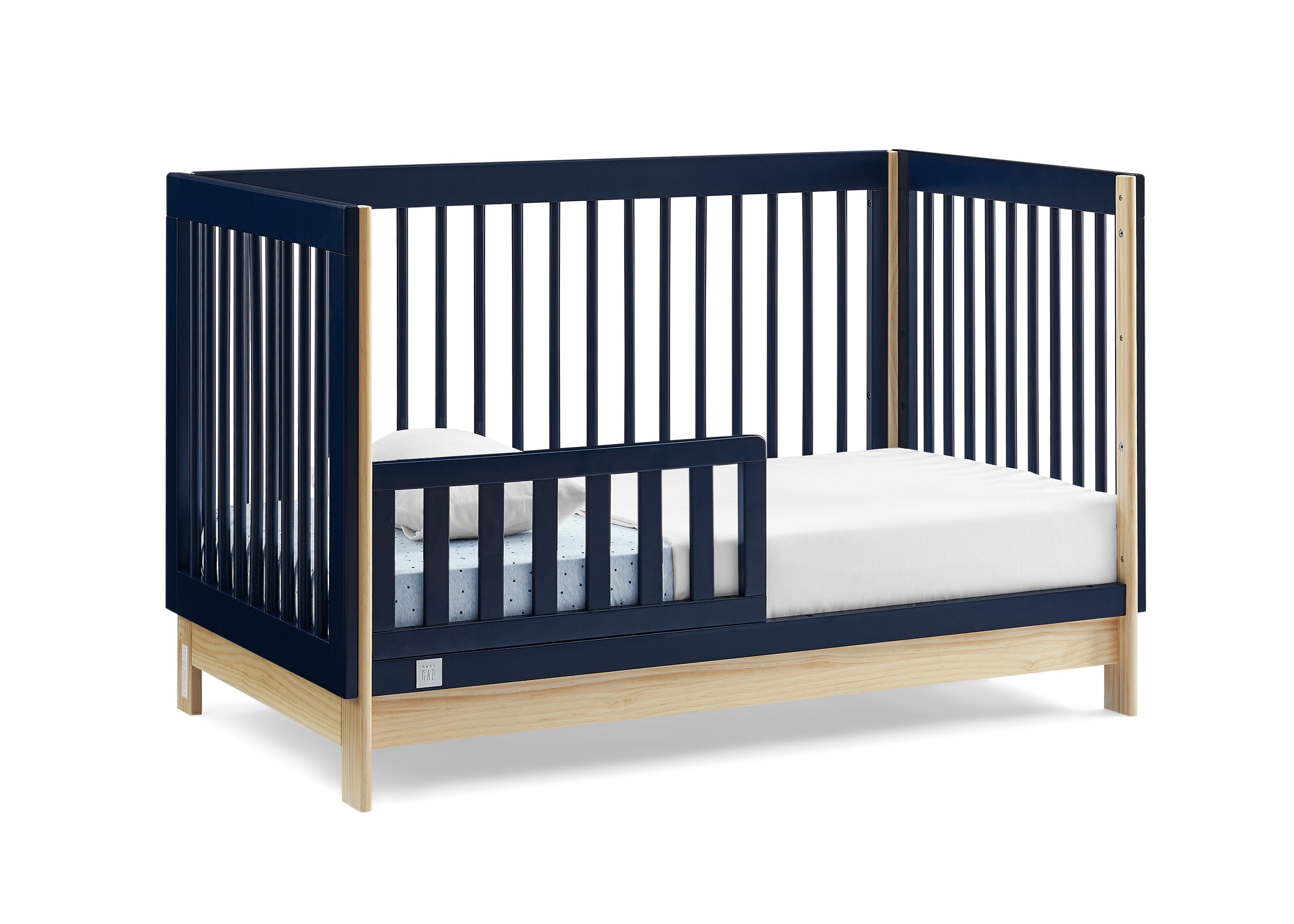 BabyGap Tate 4-in-1 Convertible Crib - Nursery Essential for Newborn to Toddler | Safe & Stylish Baby Bed for Nursery, Bedroom & Daycare