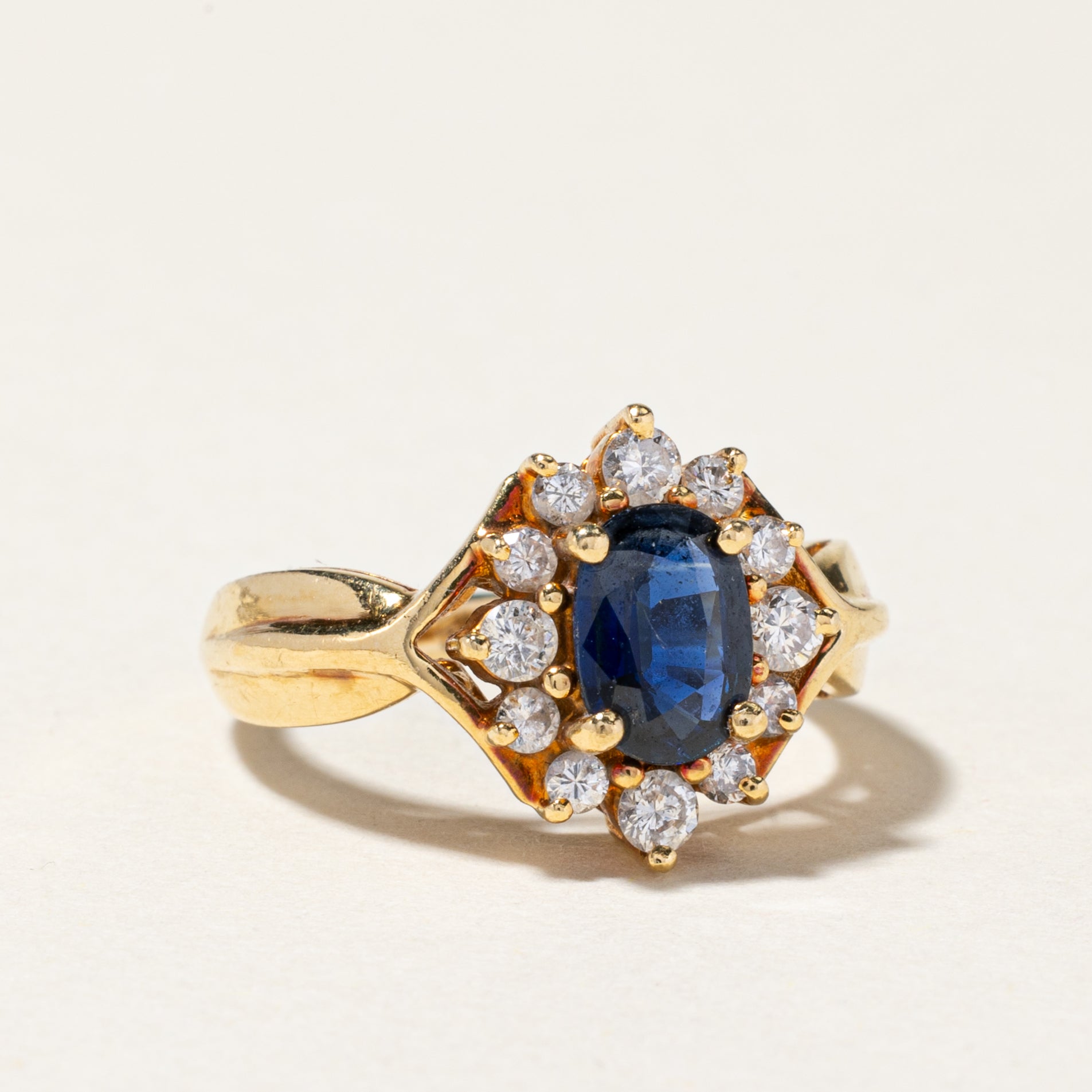 18K Yellow Gold Sapphire and Diamond Halo Engagement Ring - 0.62ct Center Stone, 0.33ctw Diamond Accents - Size 5 - Perfect for Proposals, Anniversaries, and Special Occasions