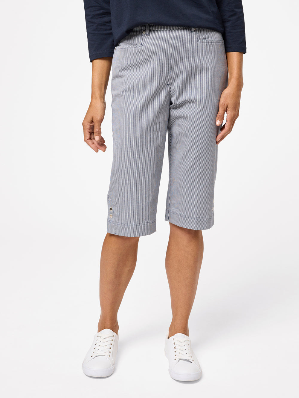 Jessy Long Short - Stylish and Comfortable Women's Casual Shorts for Summer Outfits, Beach, and Travel