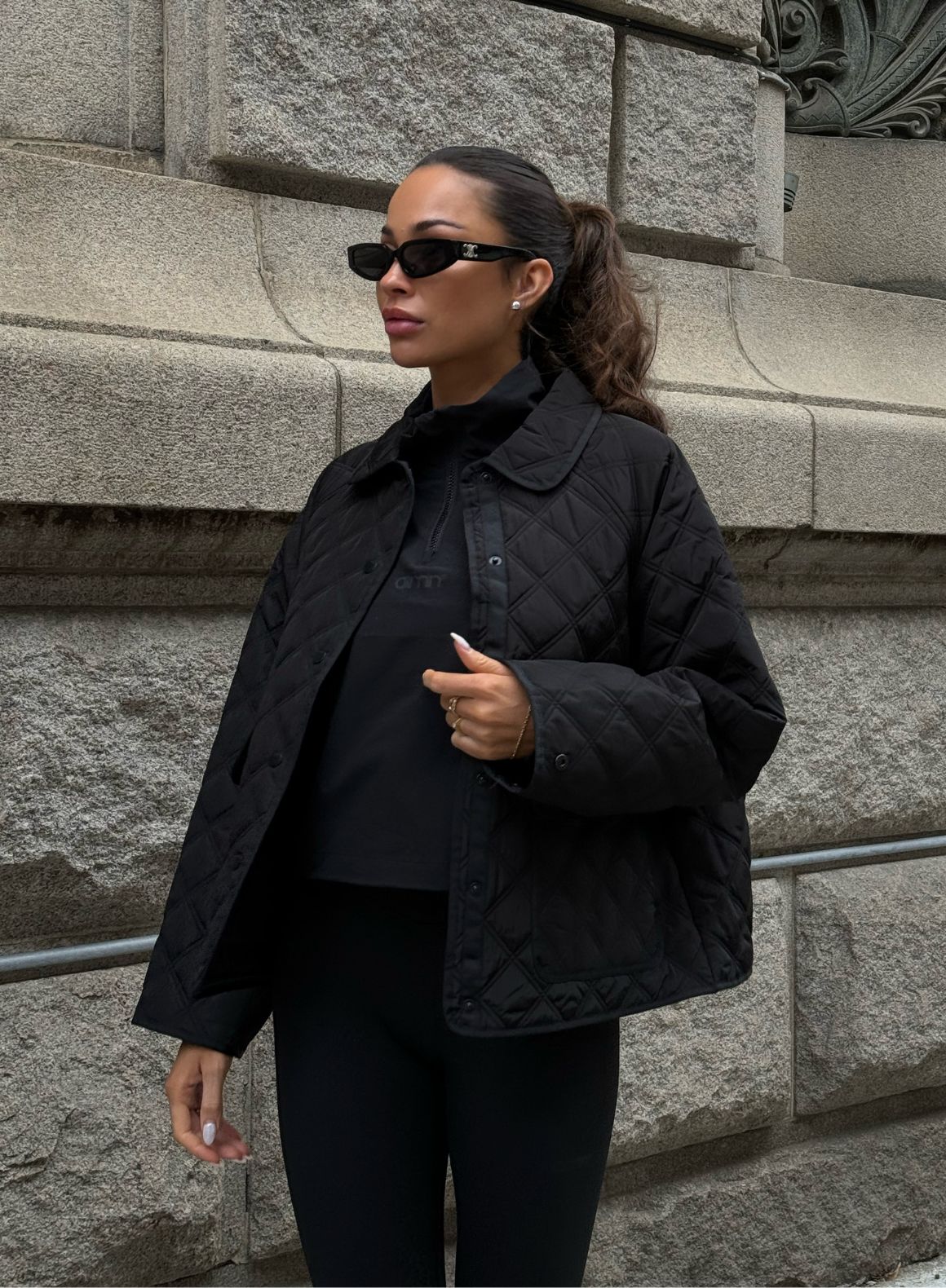 Black Quilted Women's Jacket - Stylish Winter Coat for Outdoor Activities, Fashion & Casual Wear