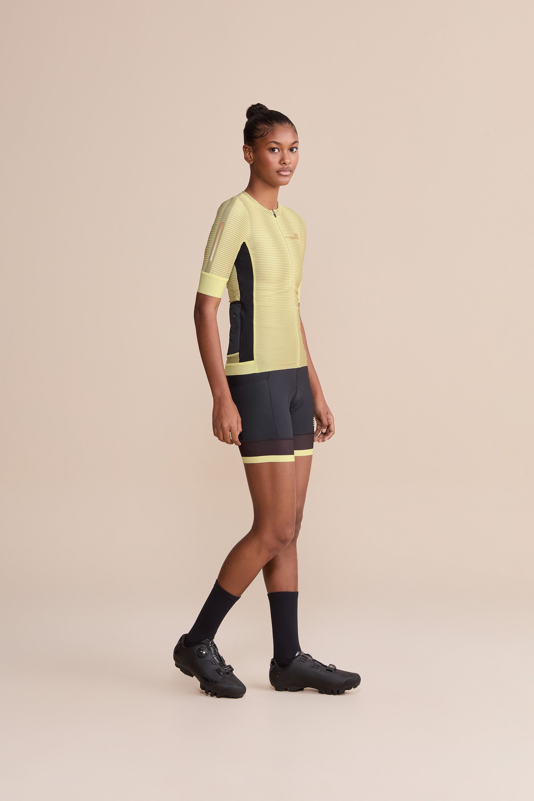 Race Pro® Harmony Bike Shorts - High Performance Cycling Shorts for Men & Women - Breathable, Moisture-Wicking & Padded for Comfort - Perfect for Road Biking, Mountain Biking & Indoor Cycling