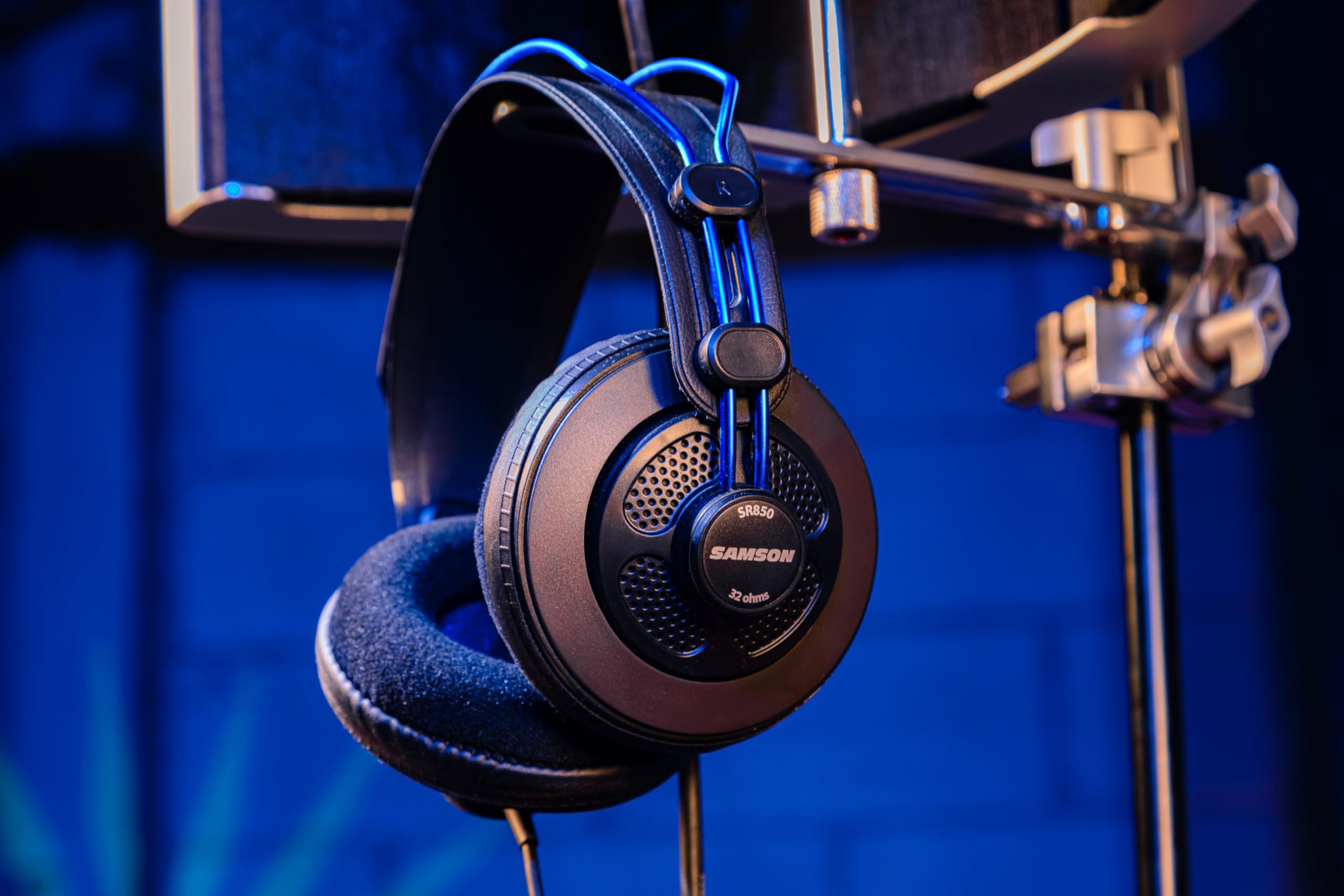 Samson SR850 Professional Studio Reference Headphones - High-Fidelity Over-Ear Headphones for Recording, Mixing & Music Production | Perfect for Home Studios, Podcasting & Audio Monitoring