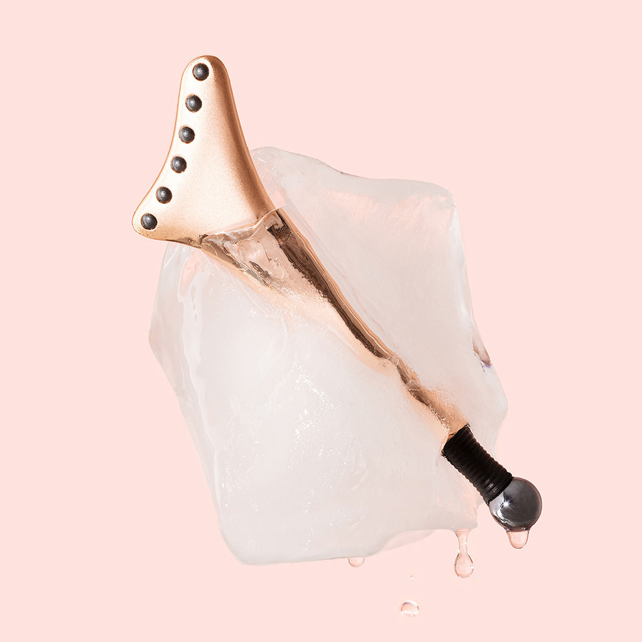 Cryo Tech Facial Tool - Ice Roller for Face & Eyes - Reduce Puffiness & Wrinkles - Skincare & Beauty Routine - Perfect for Morning Routine & Post-Workout Recovery