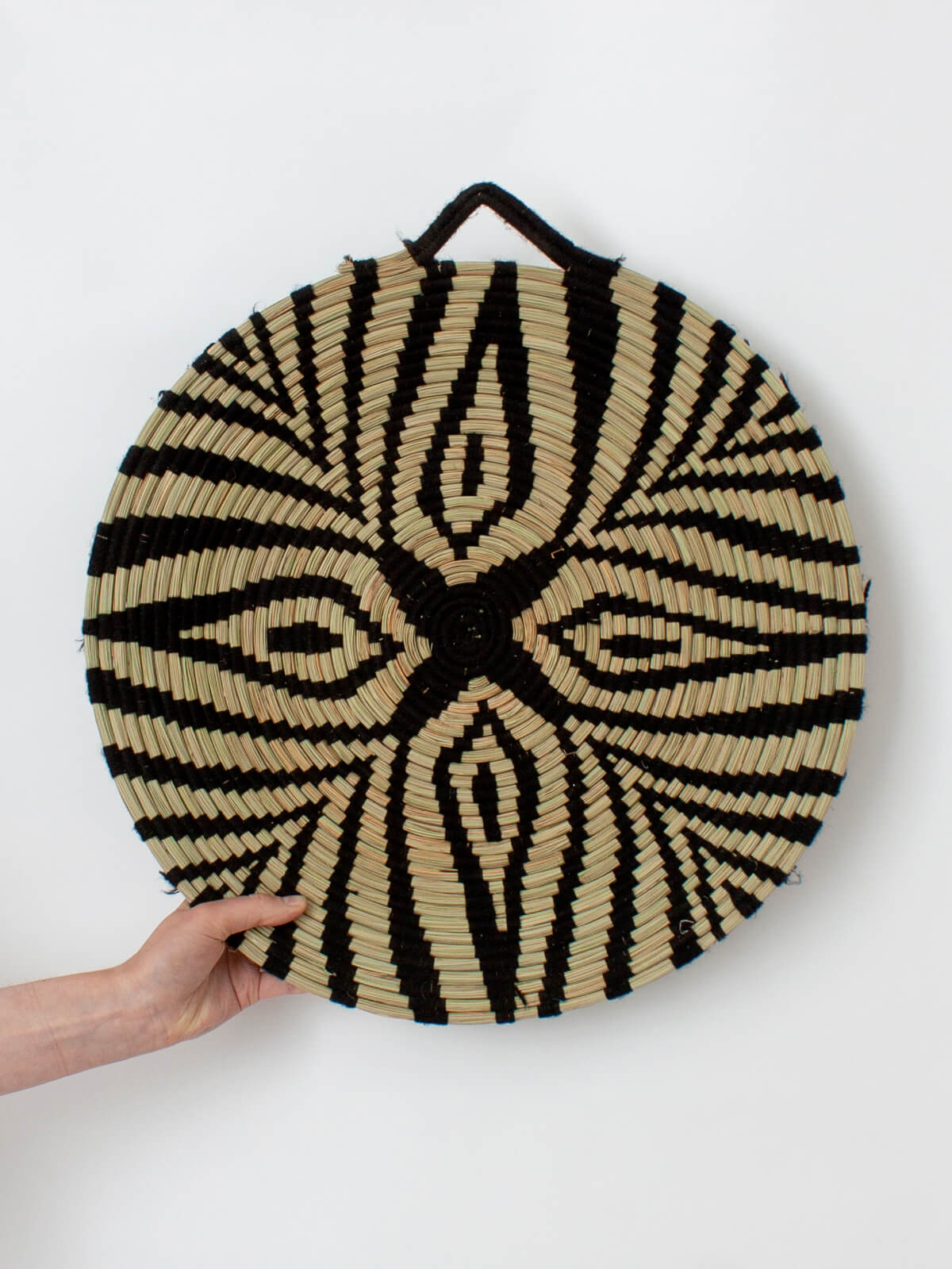 Handwoven Moroccan Wool and Reed Plates - Authentic Eco-Friendly Dinnerware for Boho & Farmhouse Decor | Perfect for Rustic Tablescapes, Wedding Centerpieces, and Cozy Home Dining