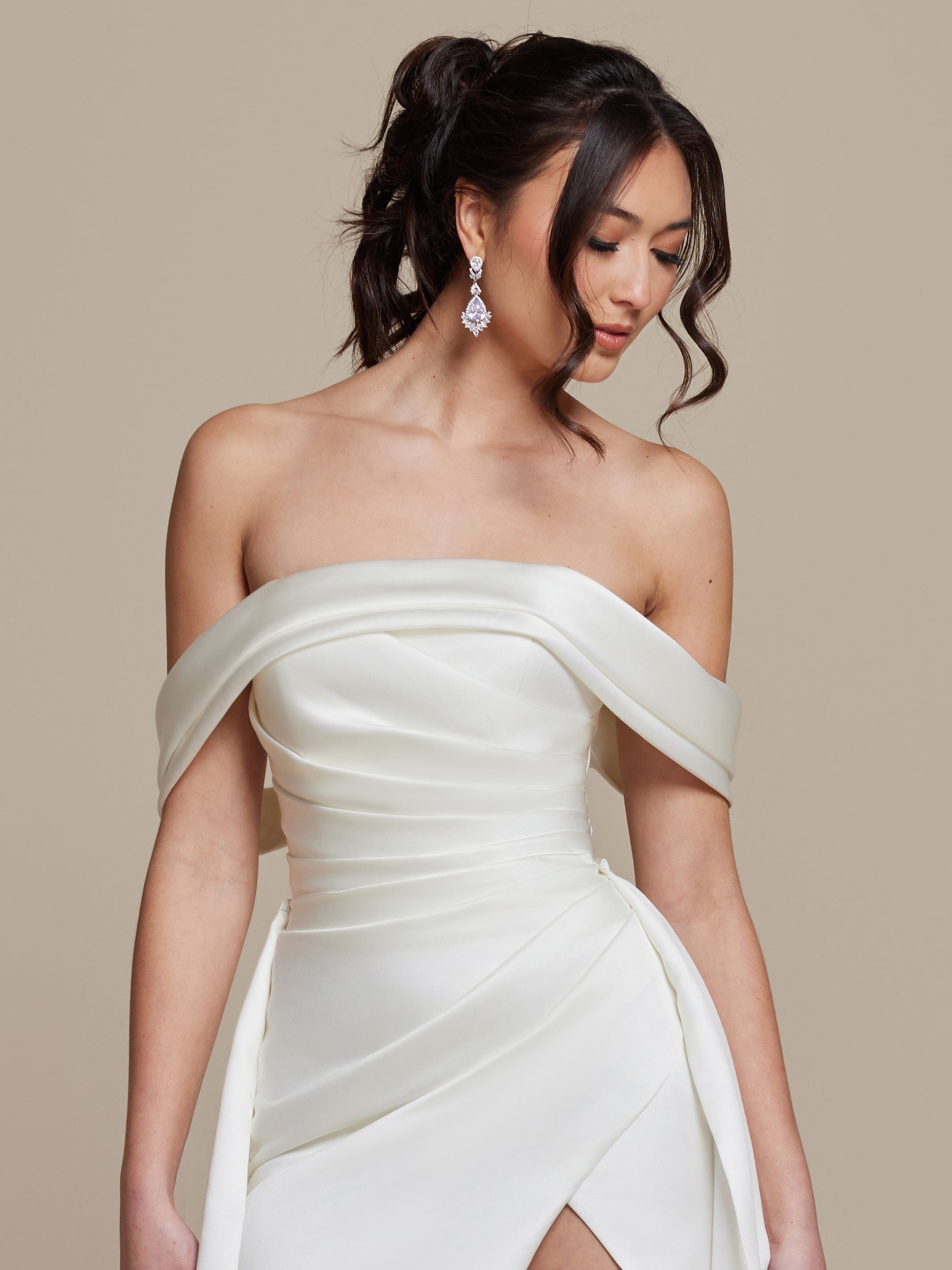 Phoebe Elegant Lace Wedding Dress for Bride - Perfect for Church, Beach & Outdoor Ceremonies