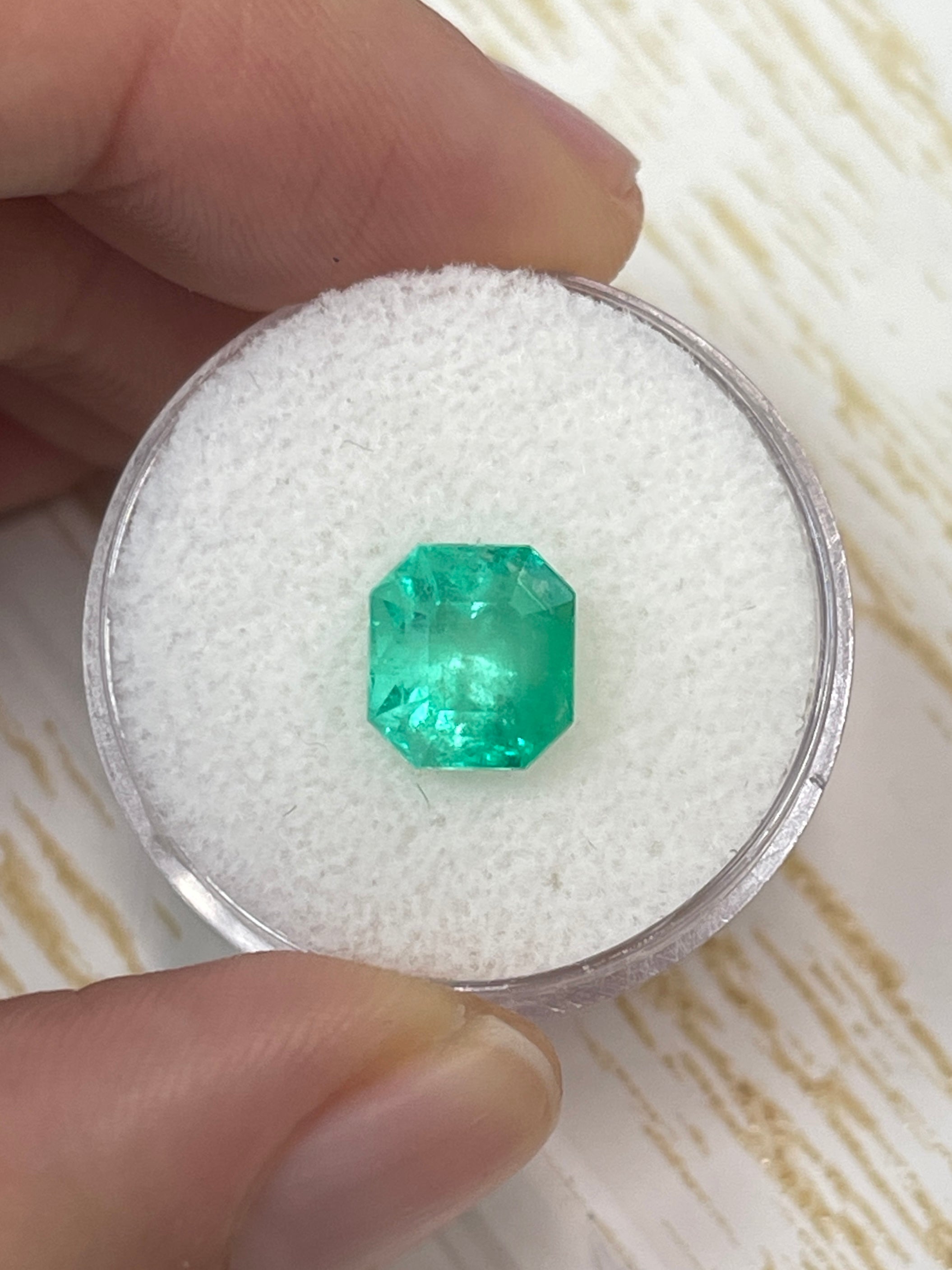 2.78 Carat 8.5x7.9mm Yellowish Green Natural Loose Colombian Emerald Gemstone - Asscher Cut for Jewelry Making, Engagement Rings & Collector's Display