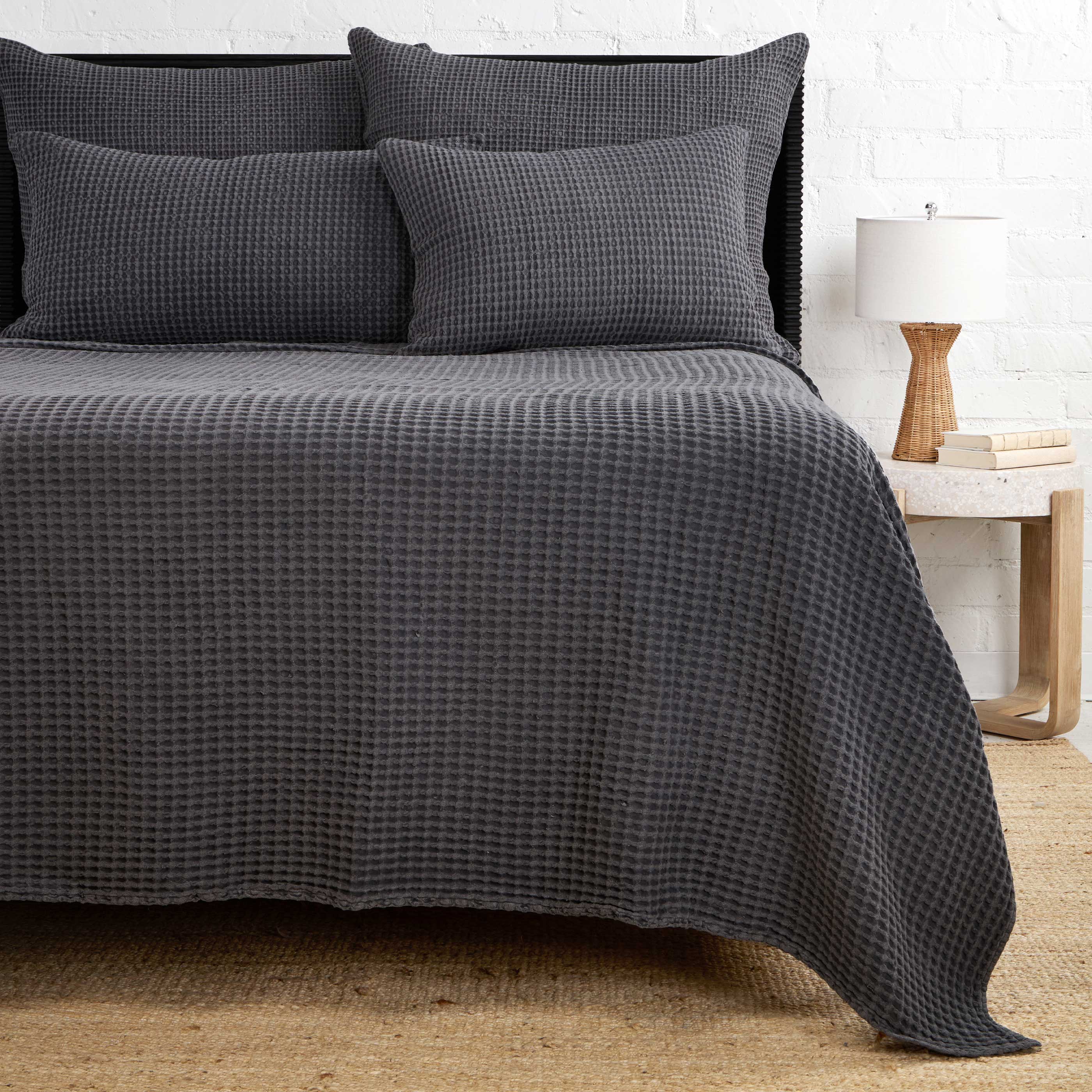 Premium Zuma Blanket Collection - Ultra Soft & Cozy Throw Blankets for Bed, Couch & Travel - Perfect for Home Decor, Gifts & Cold Weather Comfort