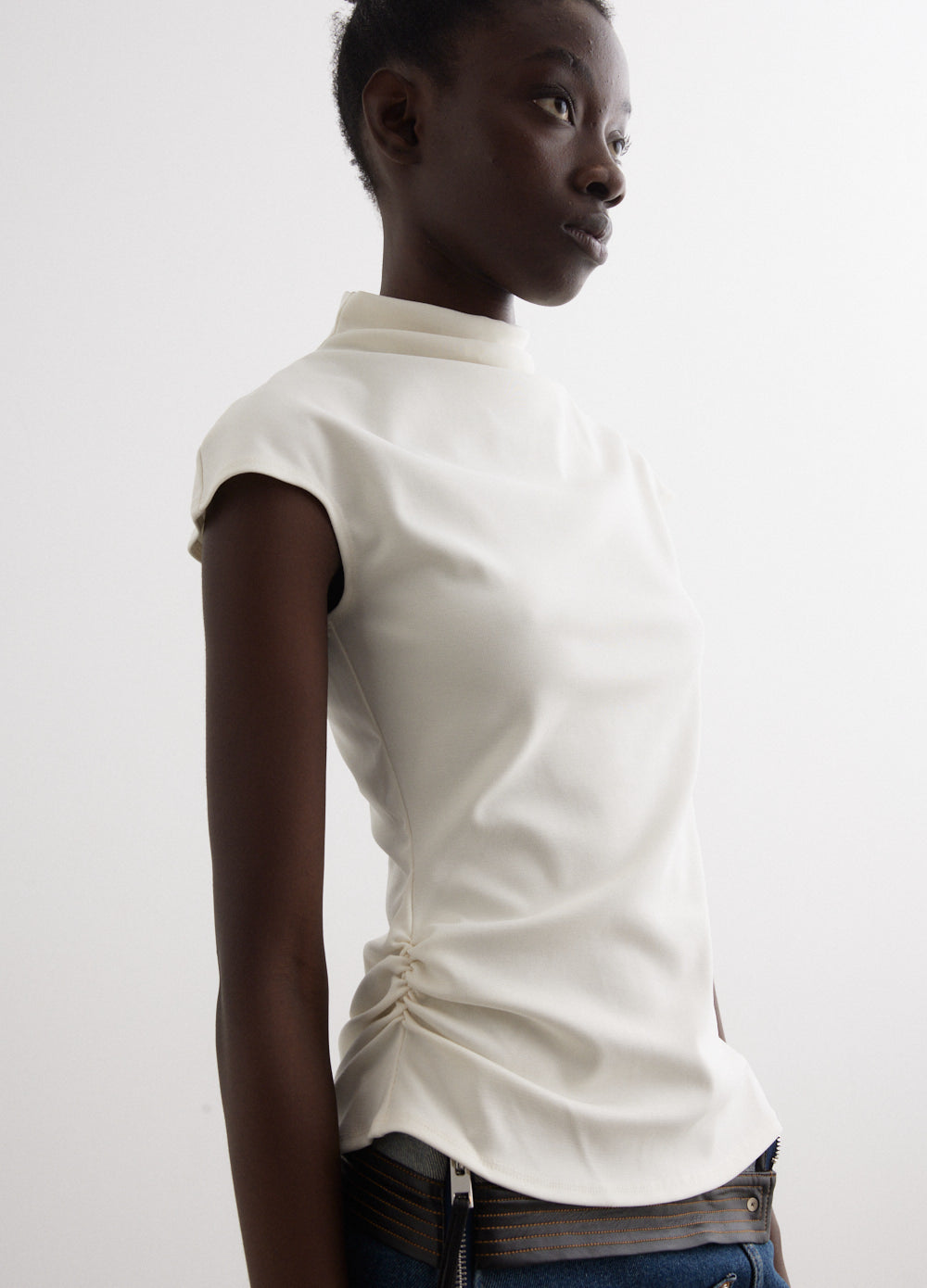 Stylish Asymmetric T-Shirt for Women - Trendy Off Shoulder Design - Perfect for Casual Outings, Parties & Streetwear Fashion