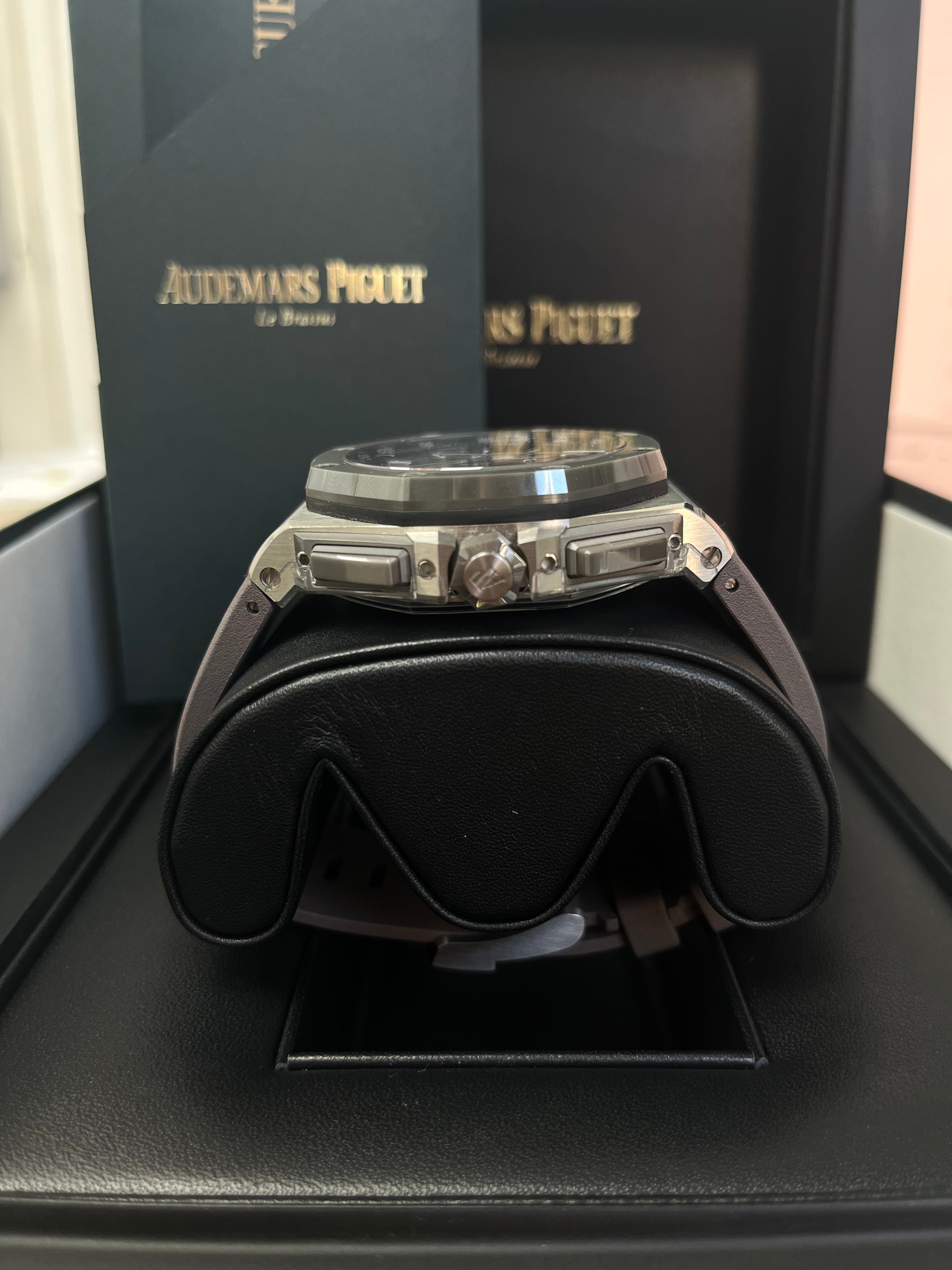 Audemars Piguet Royal Oak Offshore Chronograph Men's Watch 26400IO.OO.A004CA.02 - Luxury Stainless Steel Automatic Chronograph for Business, Gala & Special Occasions