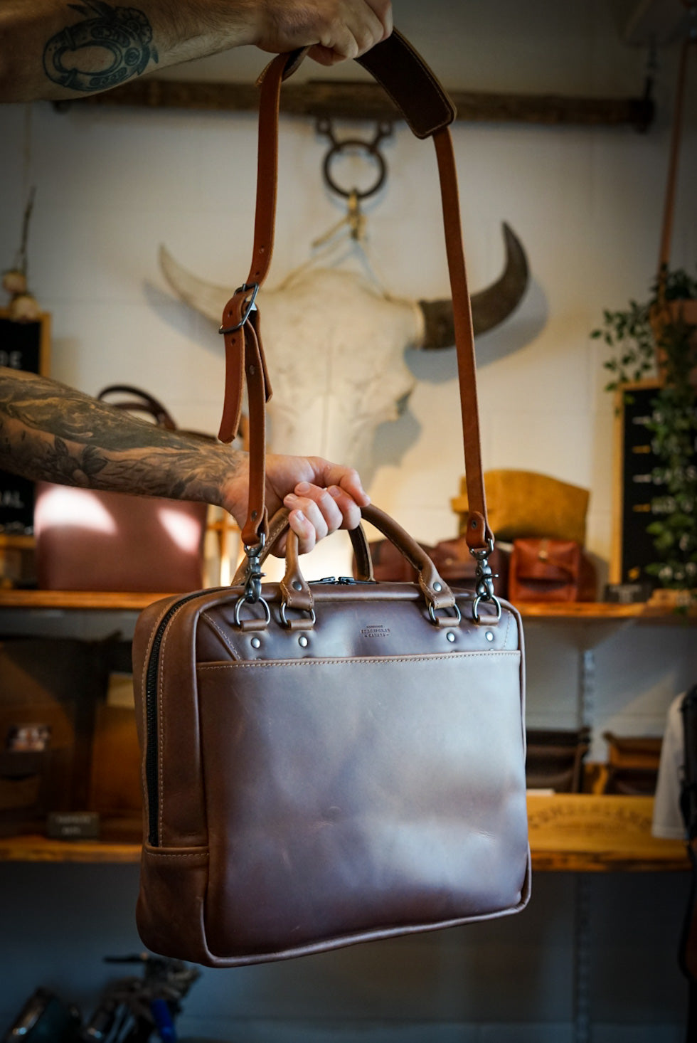 Premium Walnut Brown Leather Business Bag for Men & Women - Stylish & Professional Laptop Briefcase for Office, Work, Travel & Commuting