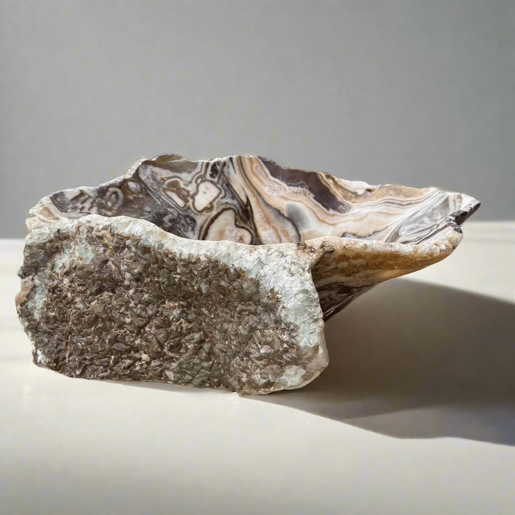 Exquisite Dragon Serpentine & Fluorite Freeform Bowl - Handcrafted Stone Art Piece for Home Decor, Meditation & Crystal Healing | Unique Gift Idea for Spiritual Practitioners