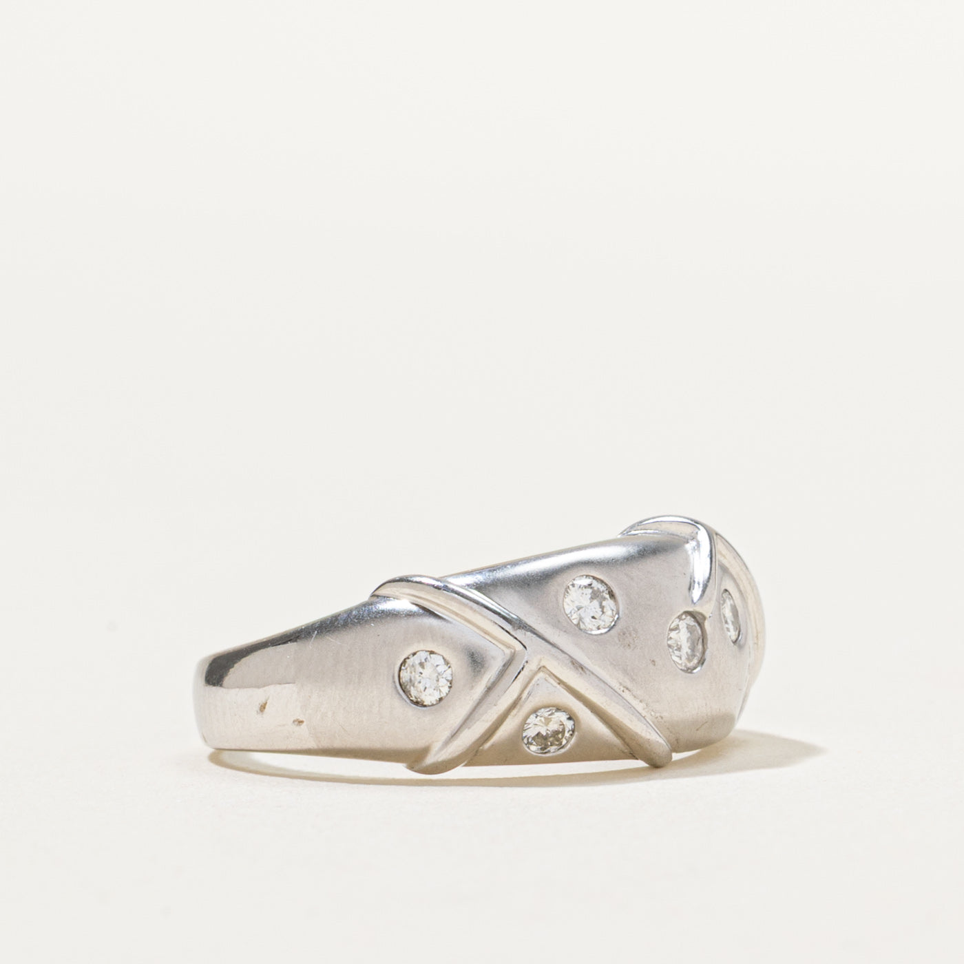 0.28ctw Scattered Diamond Ring - Size 6.25 | Elegant Wedding Band, Anniversary Gift for Her | Perfect for Engagement, Proposal & Special Occasions