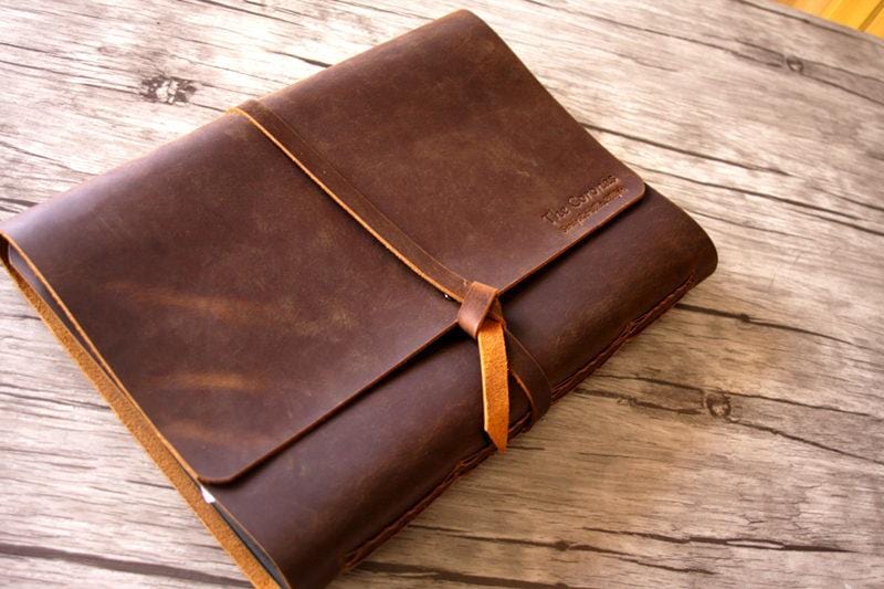Custom Leather Photo Album - Premium Quality Scrapbook for Wedding, Travel & Family Memories | Personalized Gift for Loved Ones