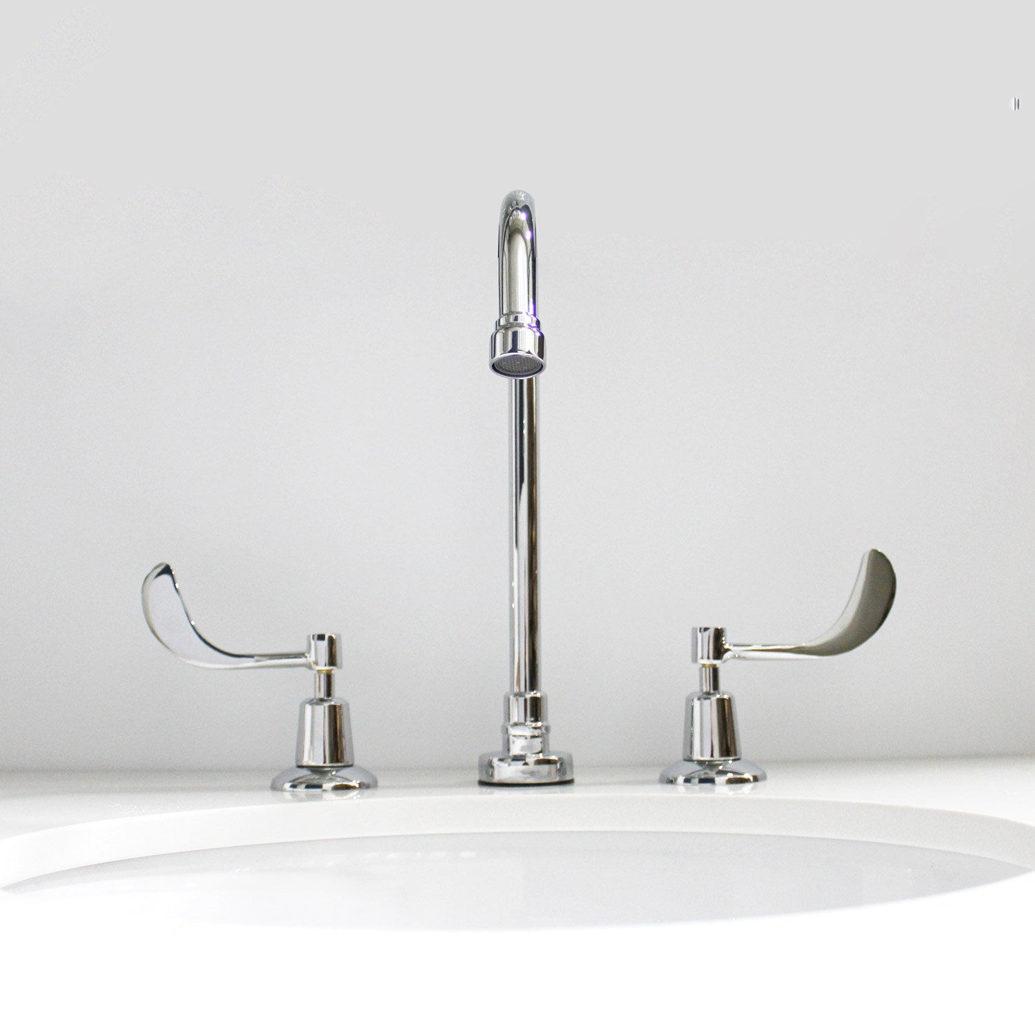 Speakman Commander SC-3004-LD-E 0.5 GPM Widespread Bathroom Faucet with Gooseneck Spout in Polished Chrome - Perfect for Modern Bathroom & Lavatory Sink Installation