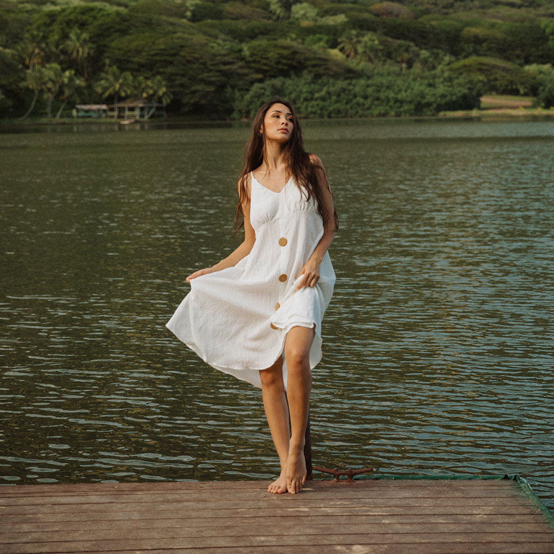 White Daisy Coverup - Floral Beach Dress for Women, Summer Vacation & Poolside Relaxation