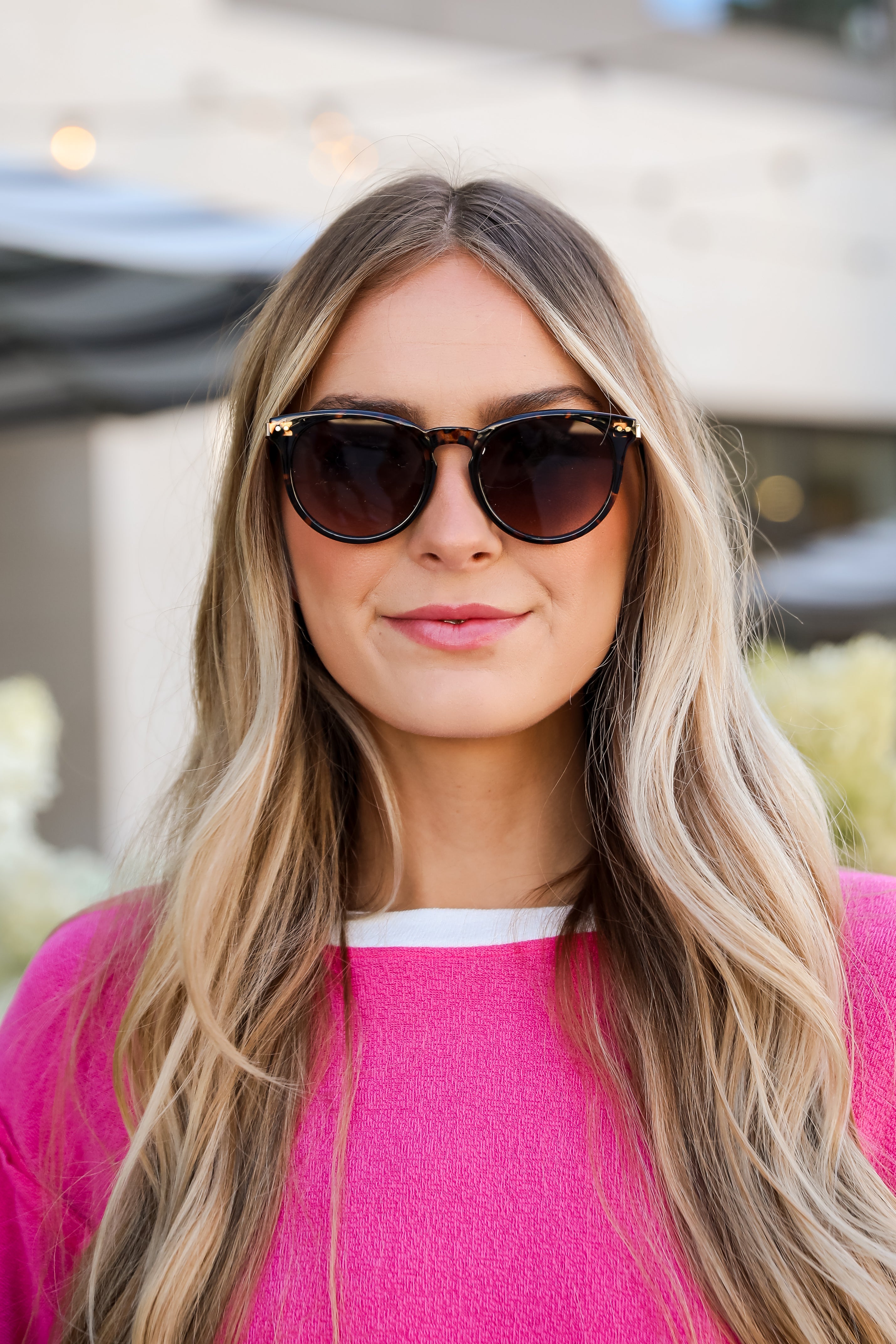 Trendy Round Sunglasses for Women & Men – UV Protection, Polarized Lenses – Perfect for Beach, Driving & Outdoor Activities