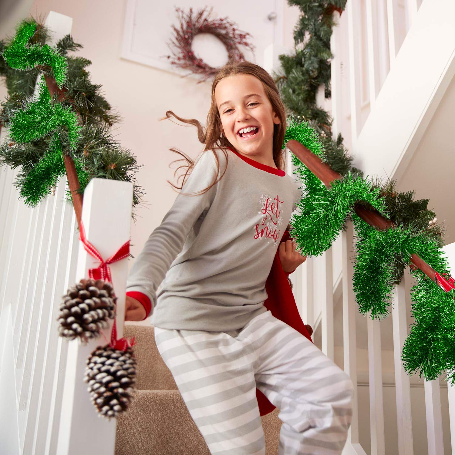 WILLBOND 50 ft Green Christmas Tinsel Garland - Metallic Twist Garland for Christmas Tree Decorations, New Year, Wedding, Birthday Party Supplies (3 Inch) - Perfect for Holiday Home Decor, Xmas Party, and Festive Events